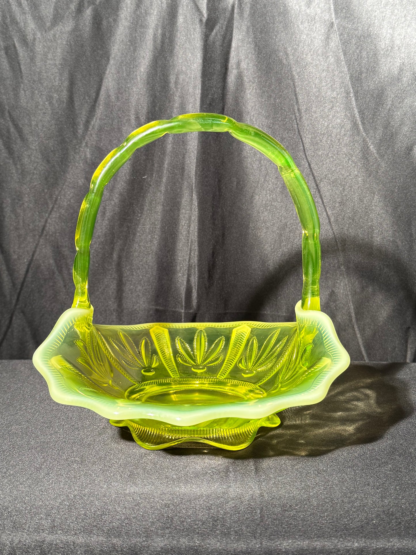 Uranium- Fenton - Cactus - 9.5” Basket- Topaz Opalescent