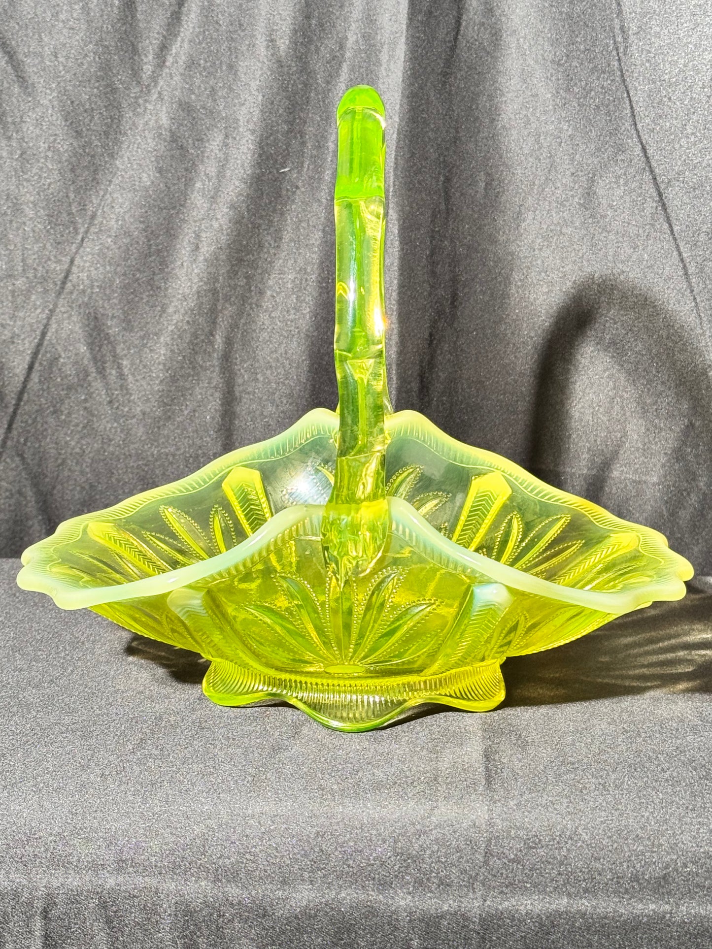 Uranium- Fenton - Cactus - 9.5” Basket- Topaz Opalescent
