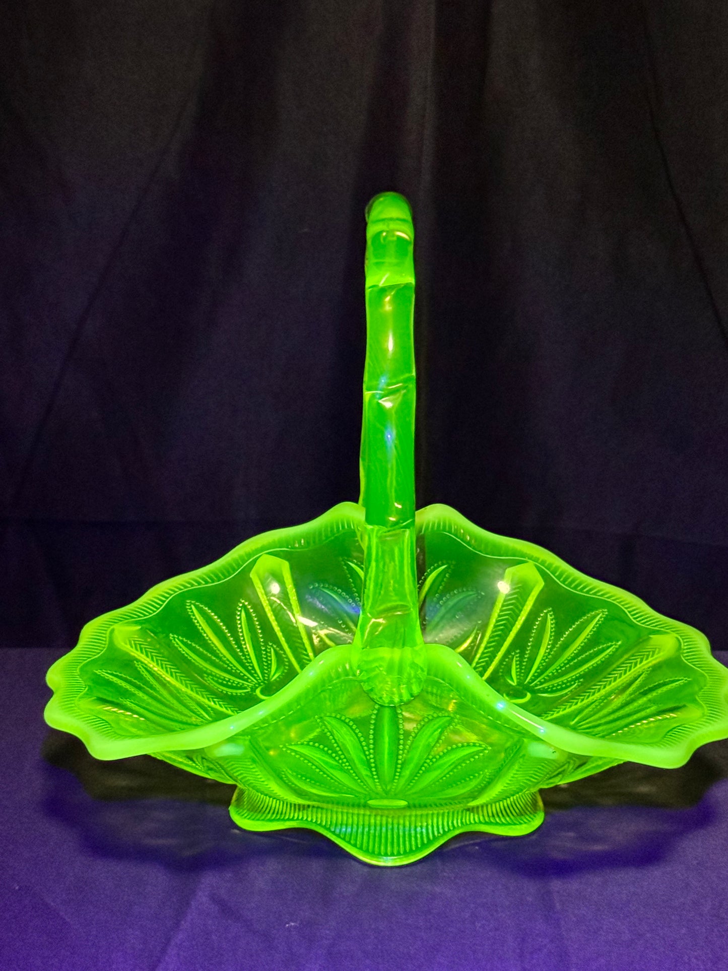 Uranium- Fenton - Cactus - 9.5” Basket- Topaz Opalescent