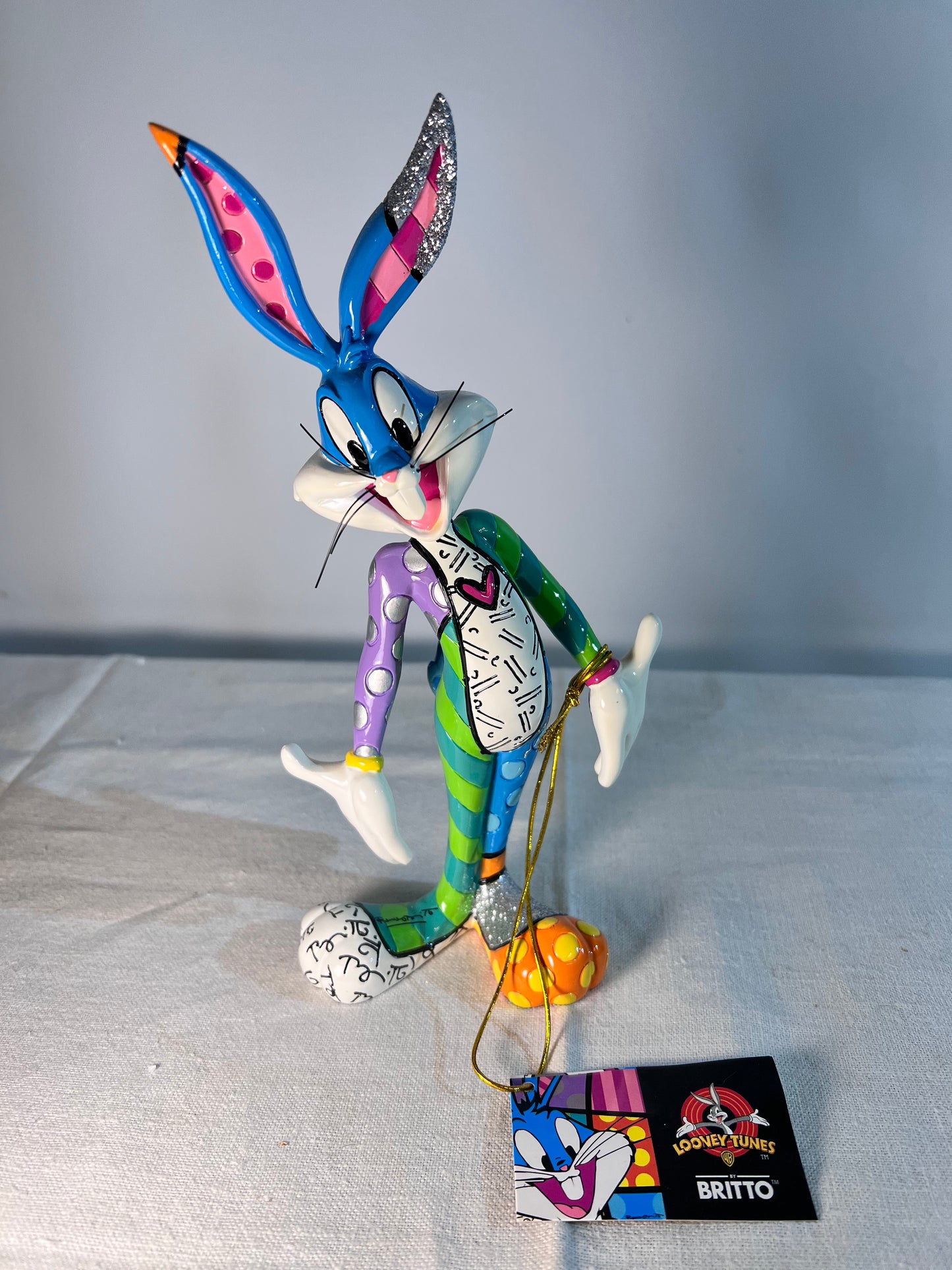 Bugs Bunny -8 1/2” figurine- Britto - looney Tunes- Warner Brothers- item # 4052542