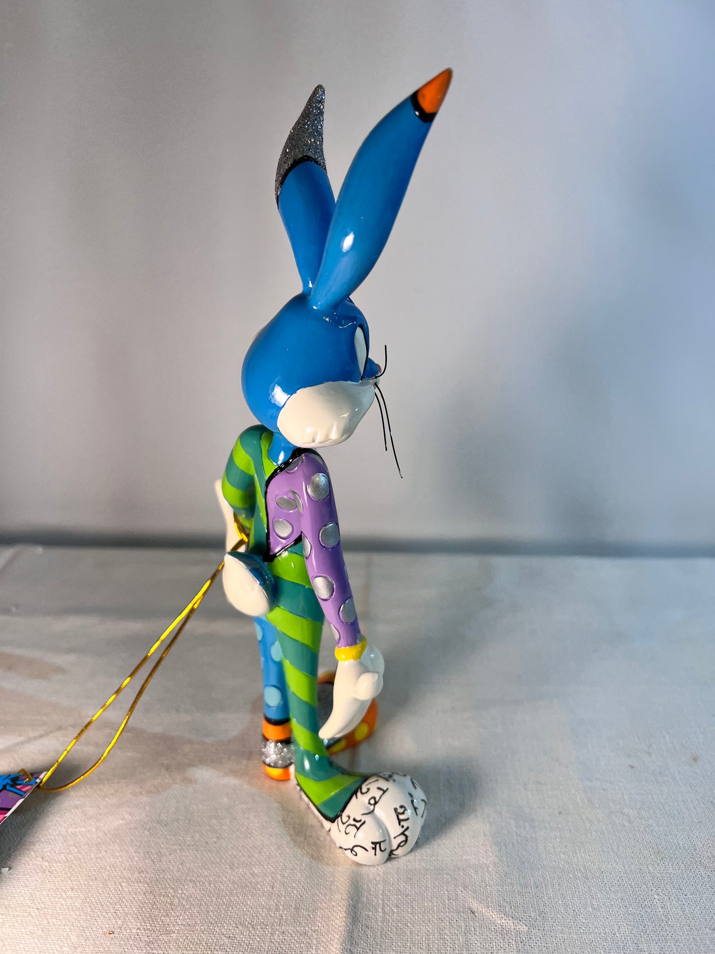 Bugs Bunny -8 1/2” figurine- Britto - looney Tunes- Warner Brothers- item # 4052542