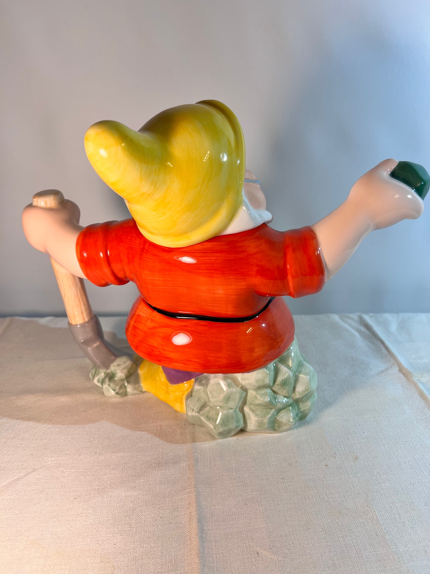 Doc - 9 1/2” teapot- Disney - Snow White- Treasure Craft