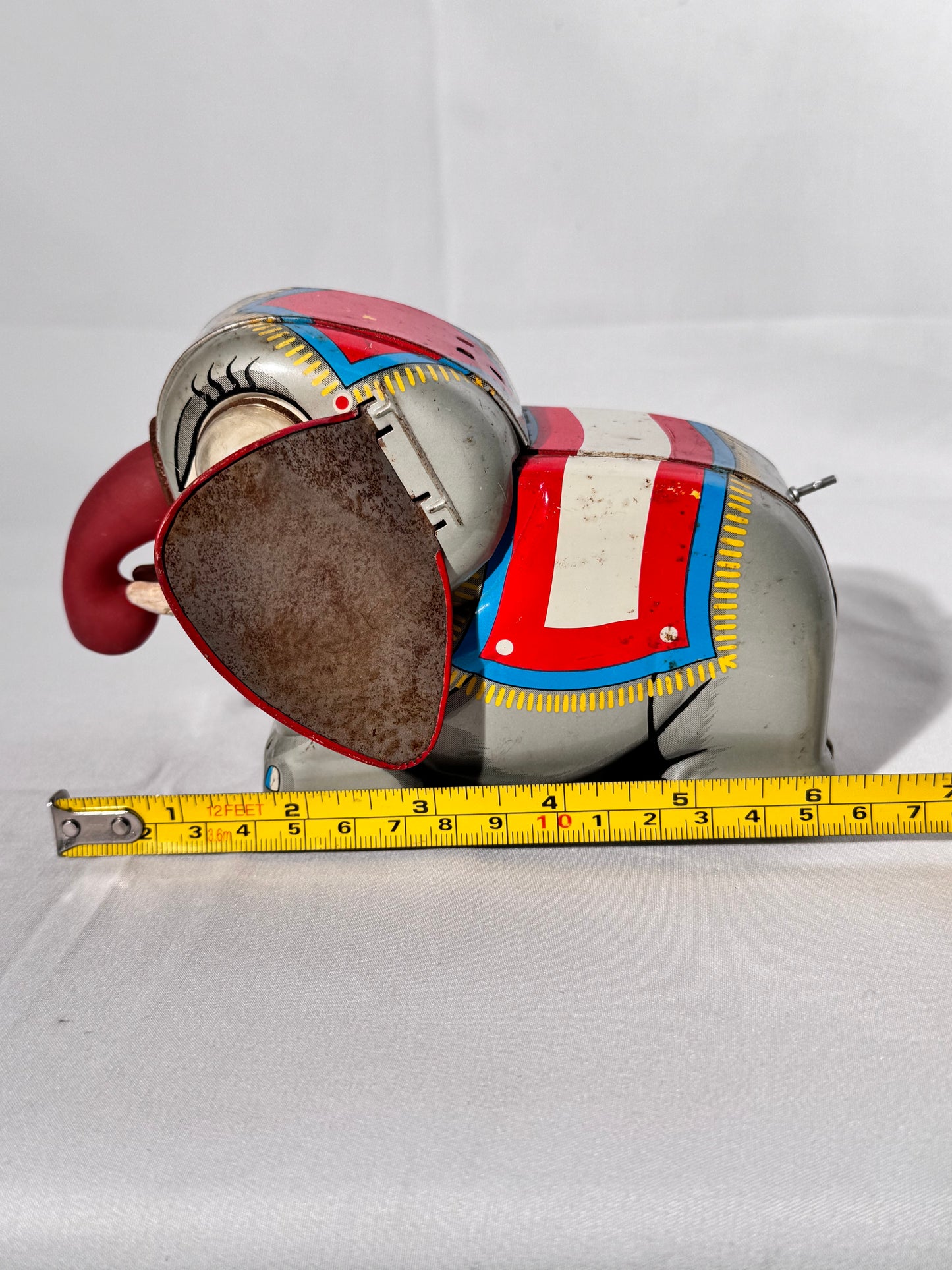 Vintage tin litho toy elephant, 195os - 1960s