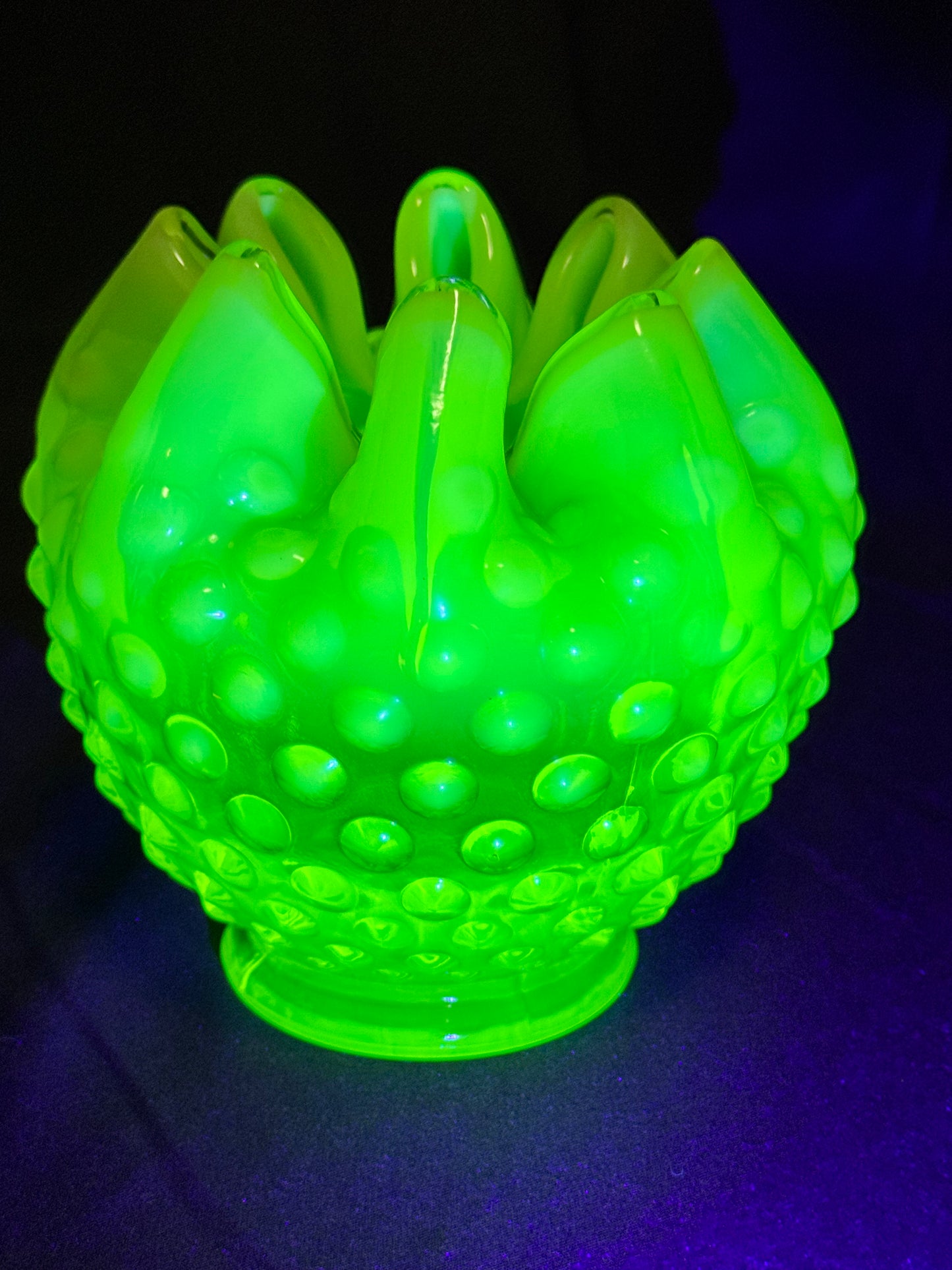 Uranium- Fenton- Hobnail- Rose Bowl- Topaz Opalescent