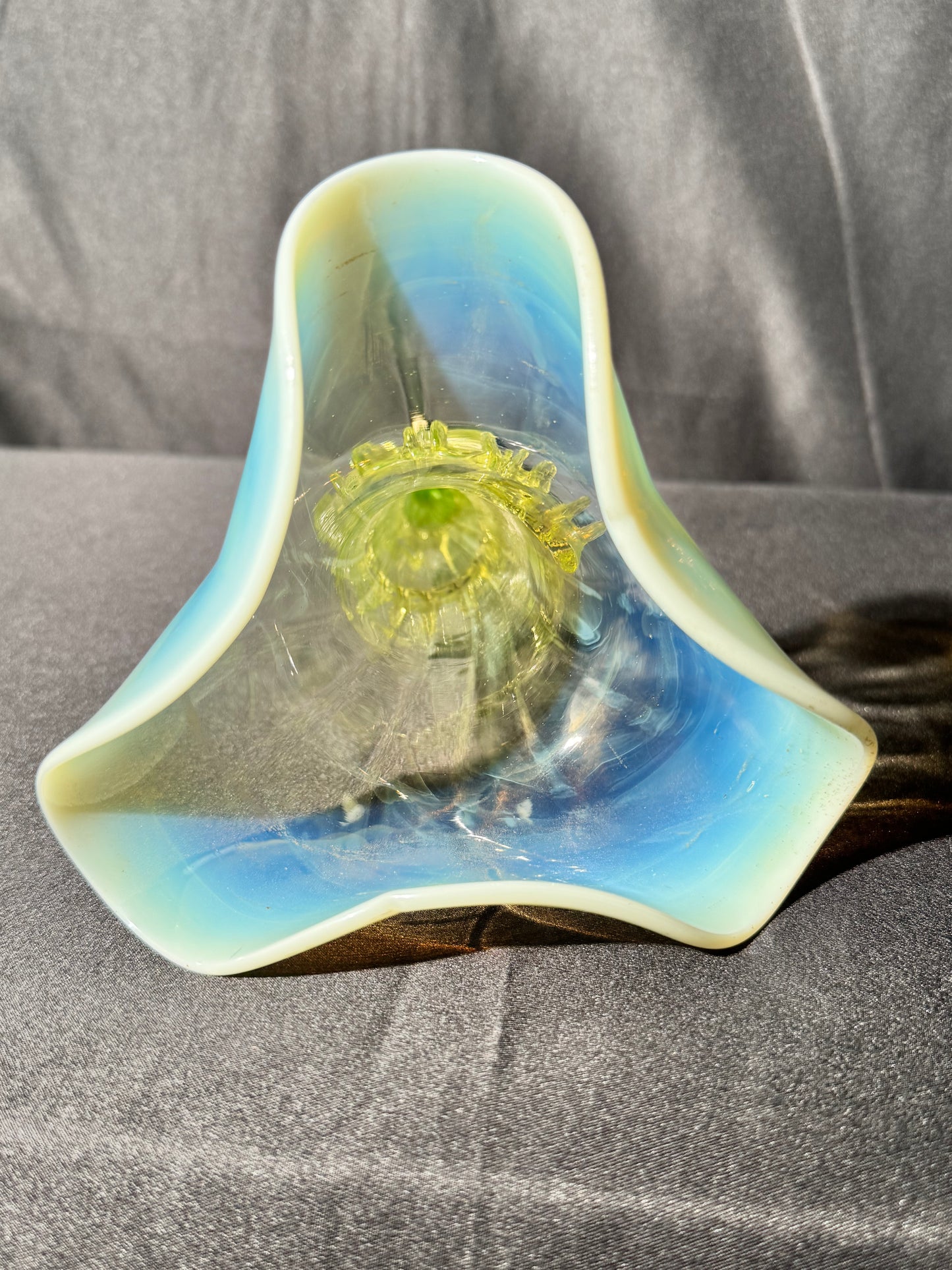Uranium-Victorian Epergne Tulip horns - set of 4 - Vaseline opalescent