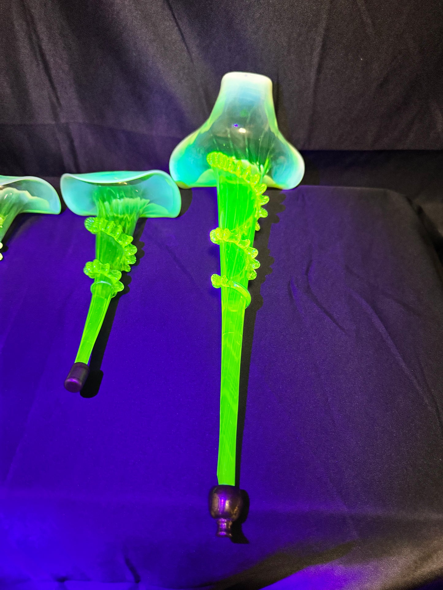 Uranium-Victorian Epergne Tulip horns - set of 4 - Vaseline opalescent