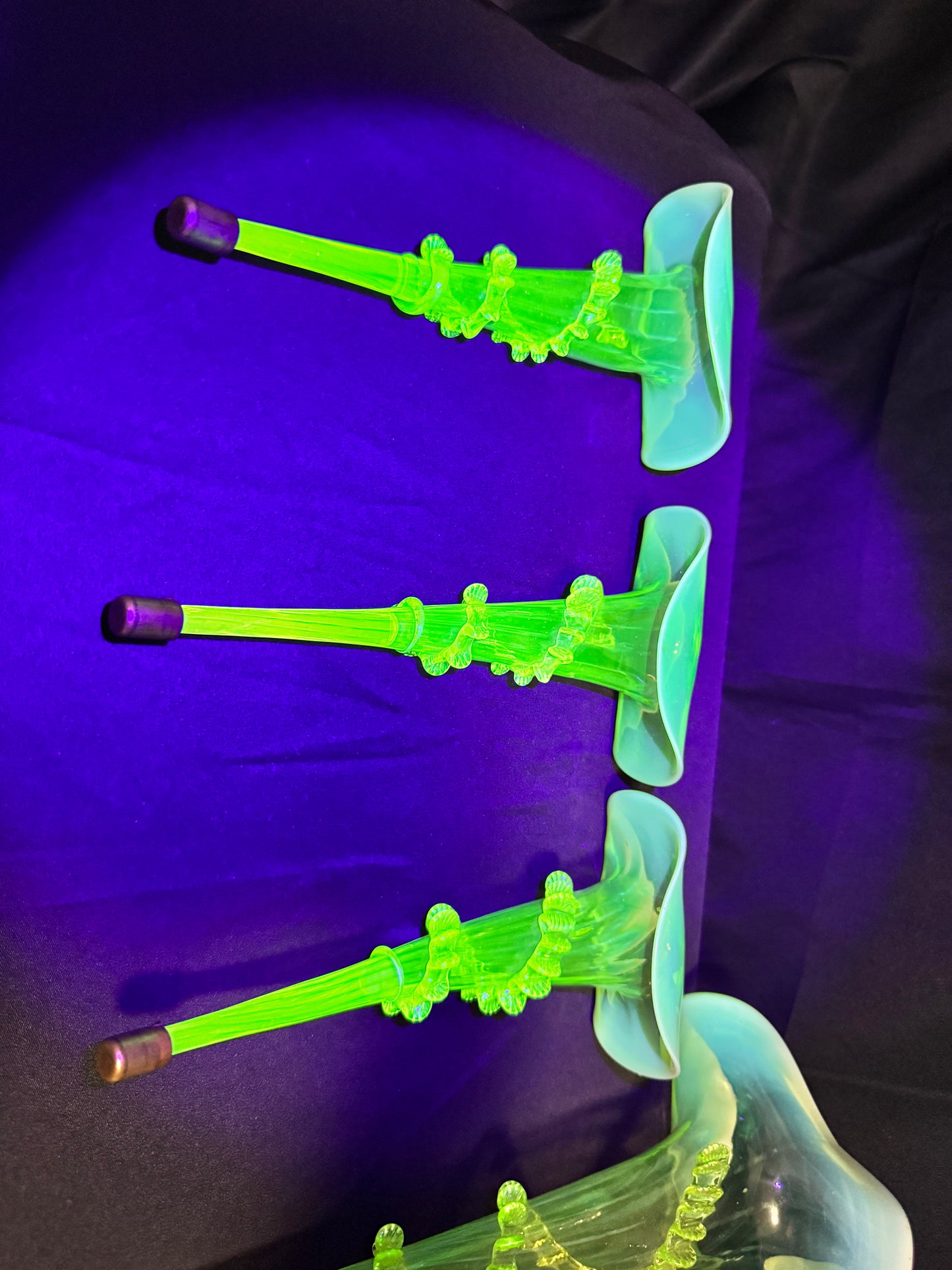 Uranium-Victorian Epergne Tulip horns - set of 4 - Vaseline opalescent