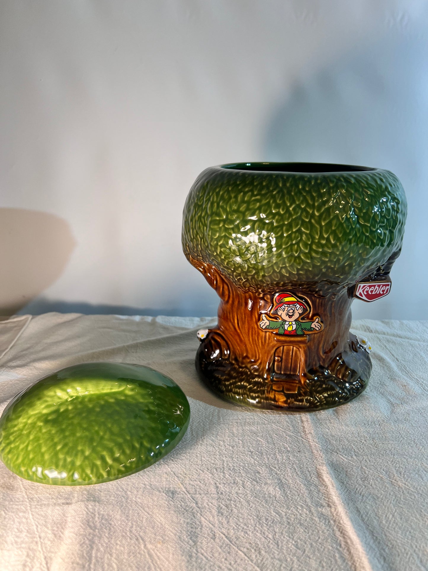 Keebler Tree House - 10” Cookie Jar - 350 - USA - McCoy