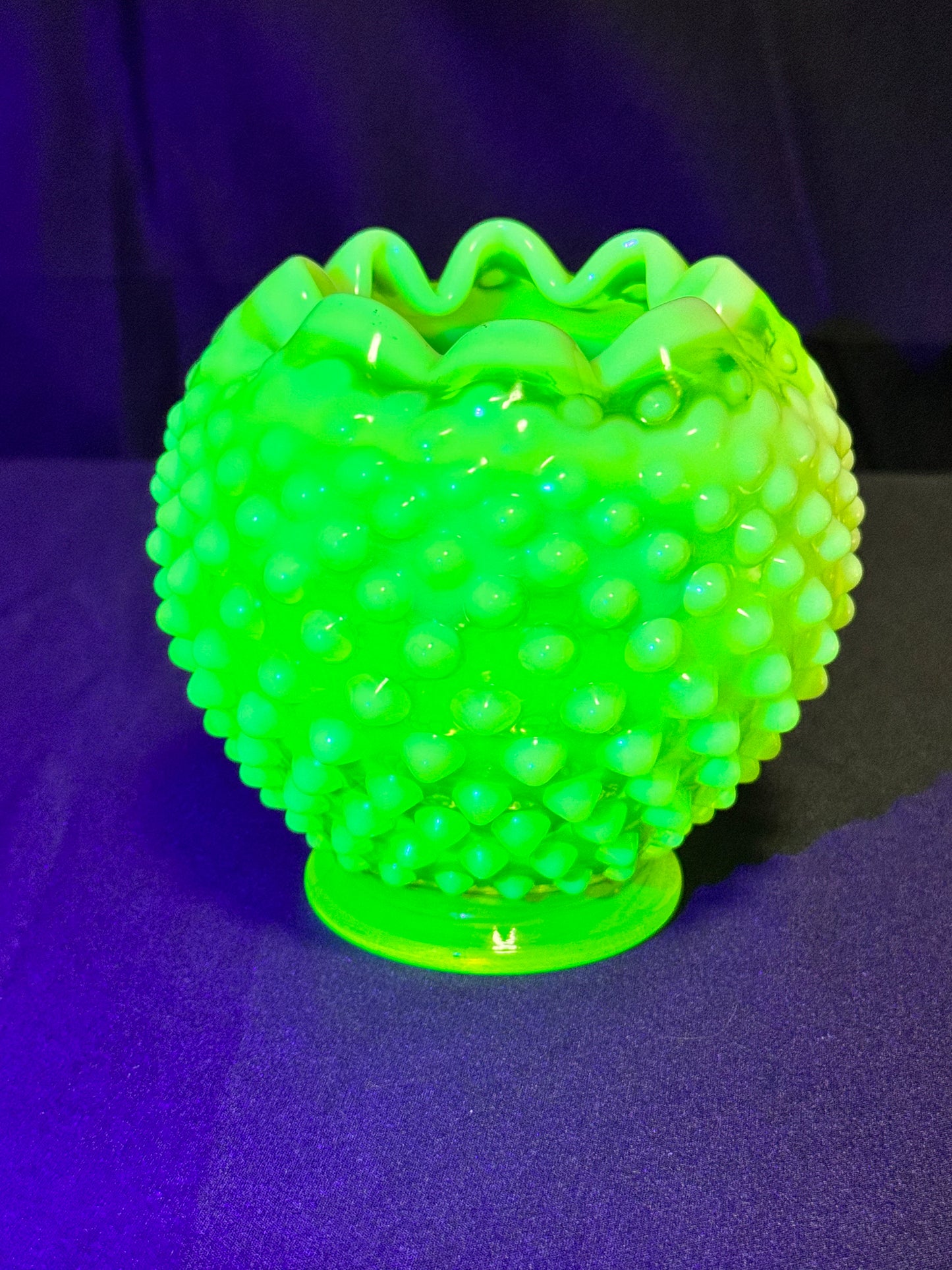 Uranium- Fenton -Hobnail- Rose Bowl- Topaz Opalescent