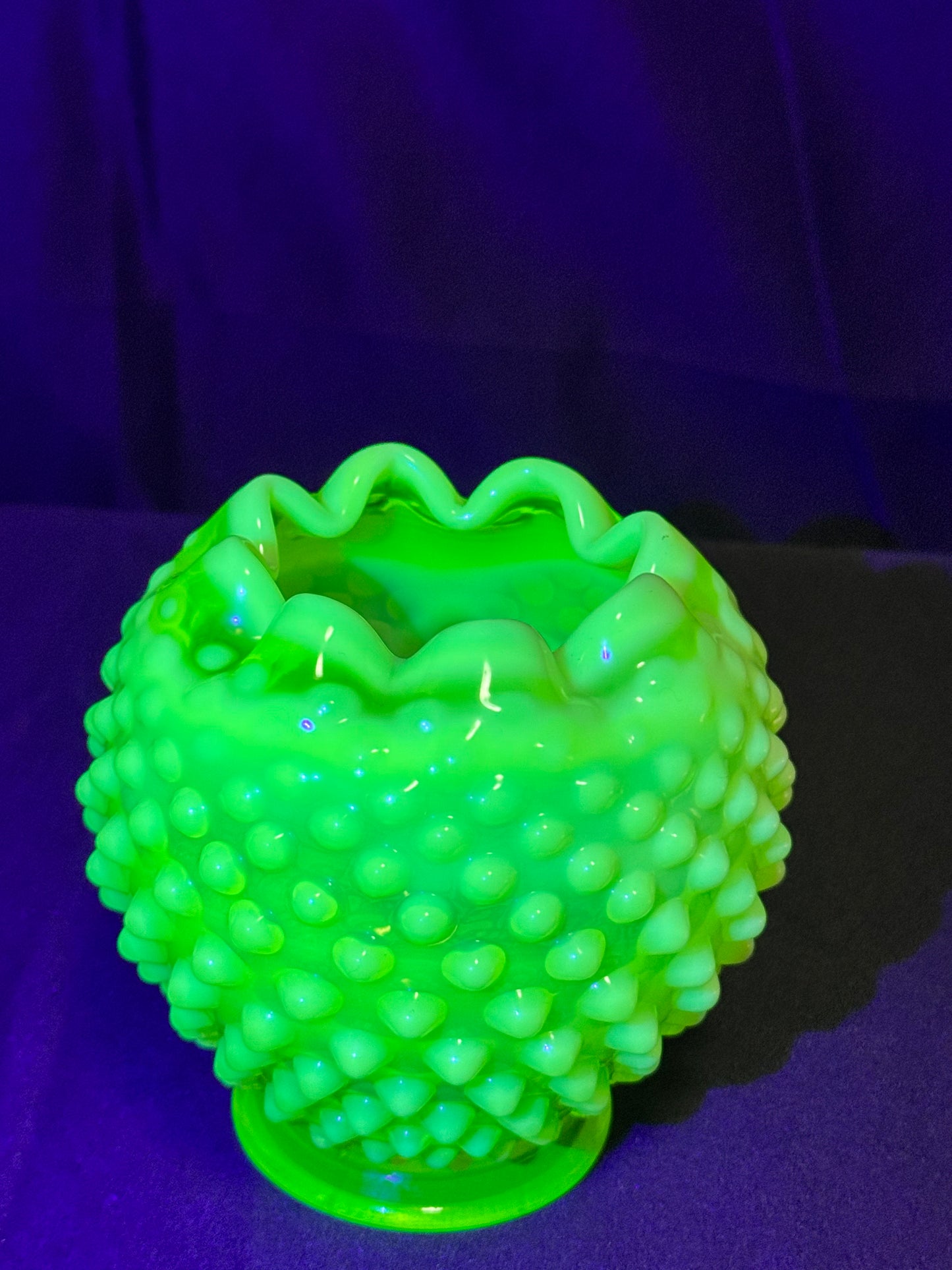 Uranium- Fenton -Hobnail- Rose Bowl- Topaz Opalescent