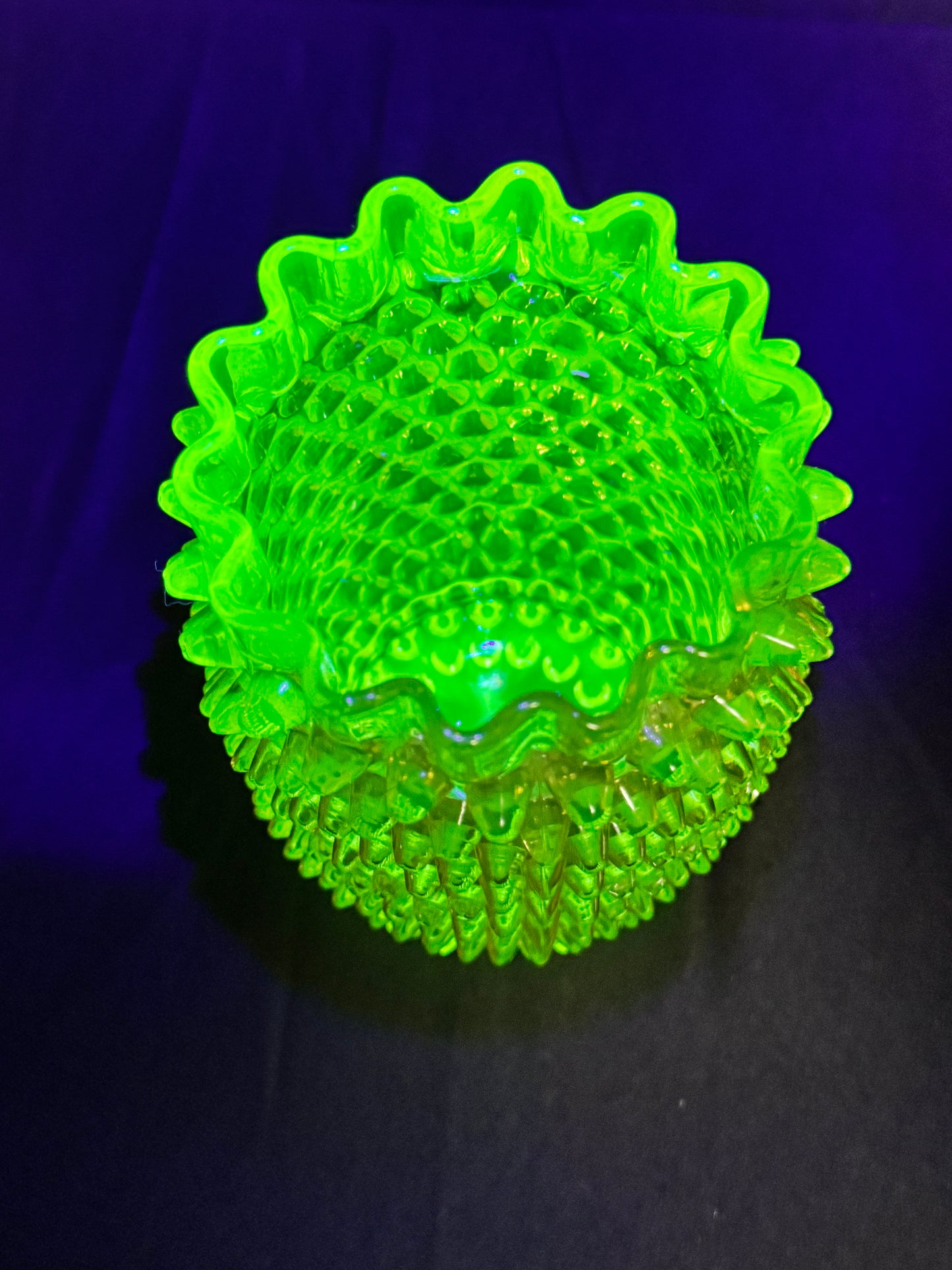 Uranium- Hobbs Brockunier & Co. - Dew Drop hobnail Vase