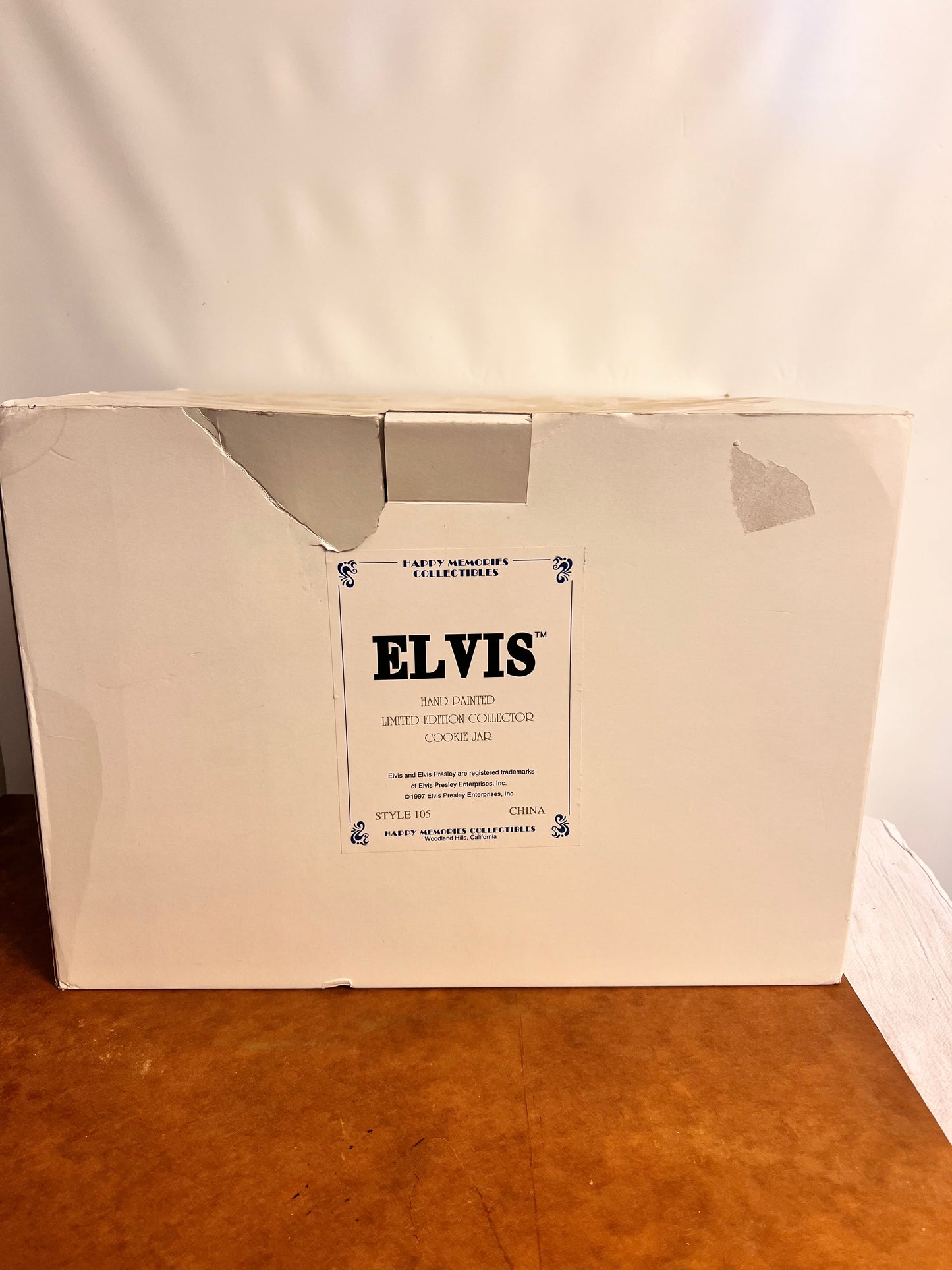 Elvis - 14” cookie Jar - Happy Memories Collectible- Woodland Hills CA - Limited Edition- #285/1250 -1997