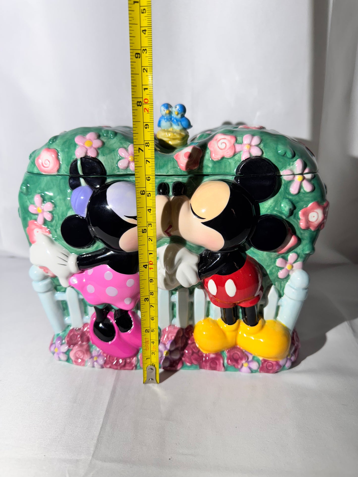 Mickey and Minnie Mouse Kissing - cookie jar- Disney
