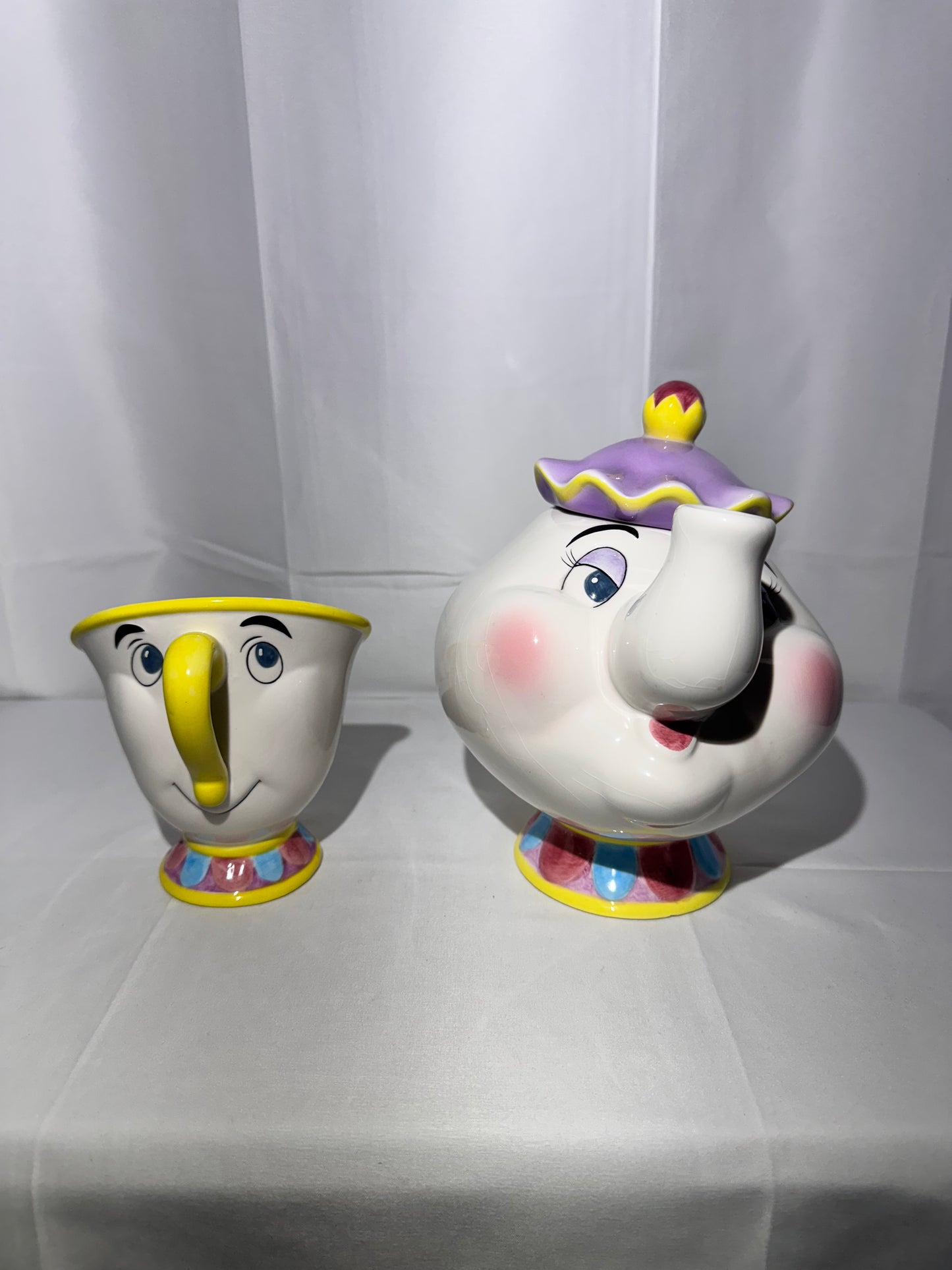 Disney- Mrs Pot and Chip - Banks - Beauty and the Beast