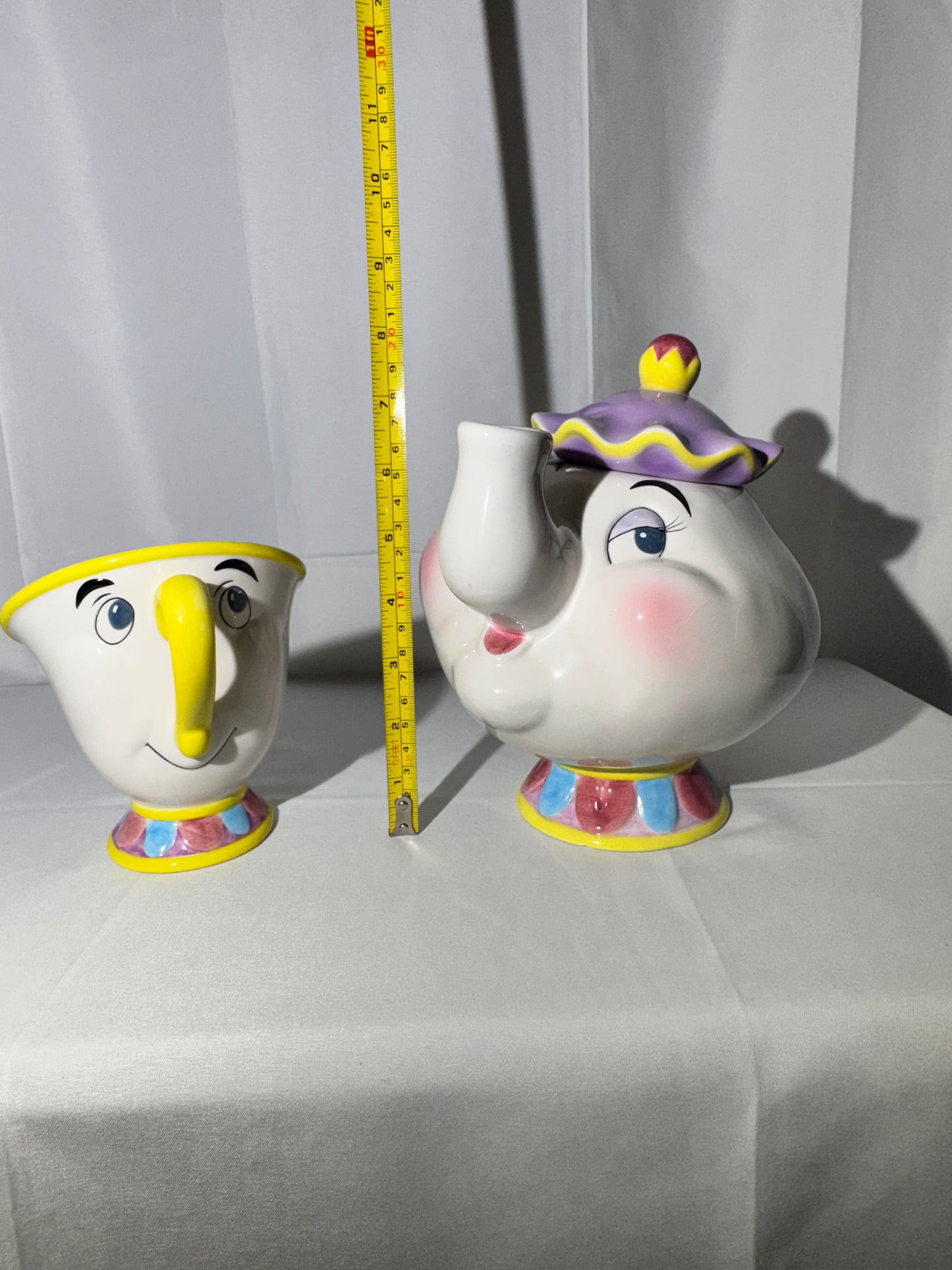 Disney- Mrs Pot and Chip - Banks - Beauty and the Beast