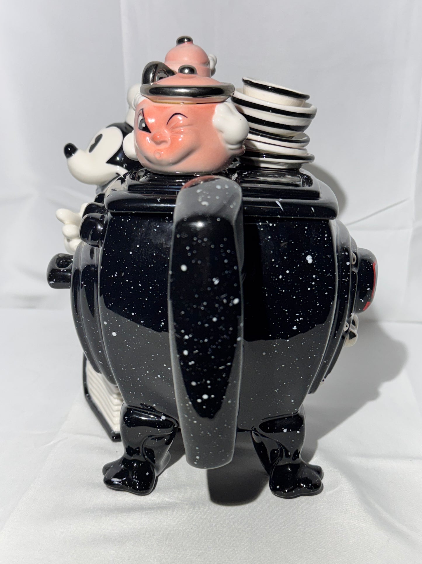 Mickey Mouse -Teapot - Disney Showcase Collection- limited edition 1951/5,000 - mickeys stove - Paul Cardew
