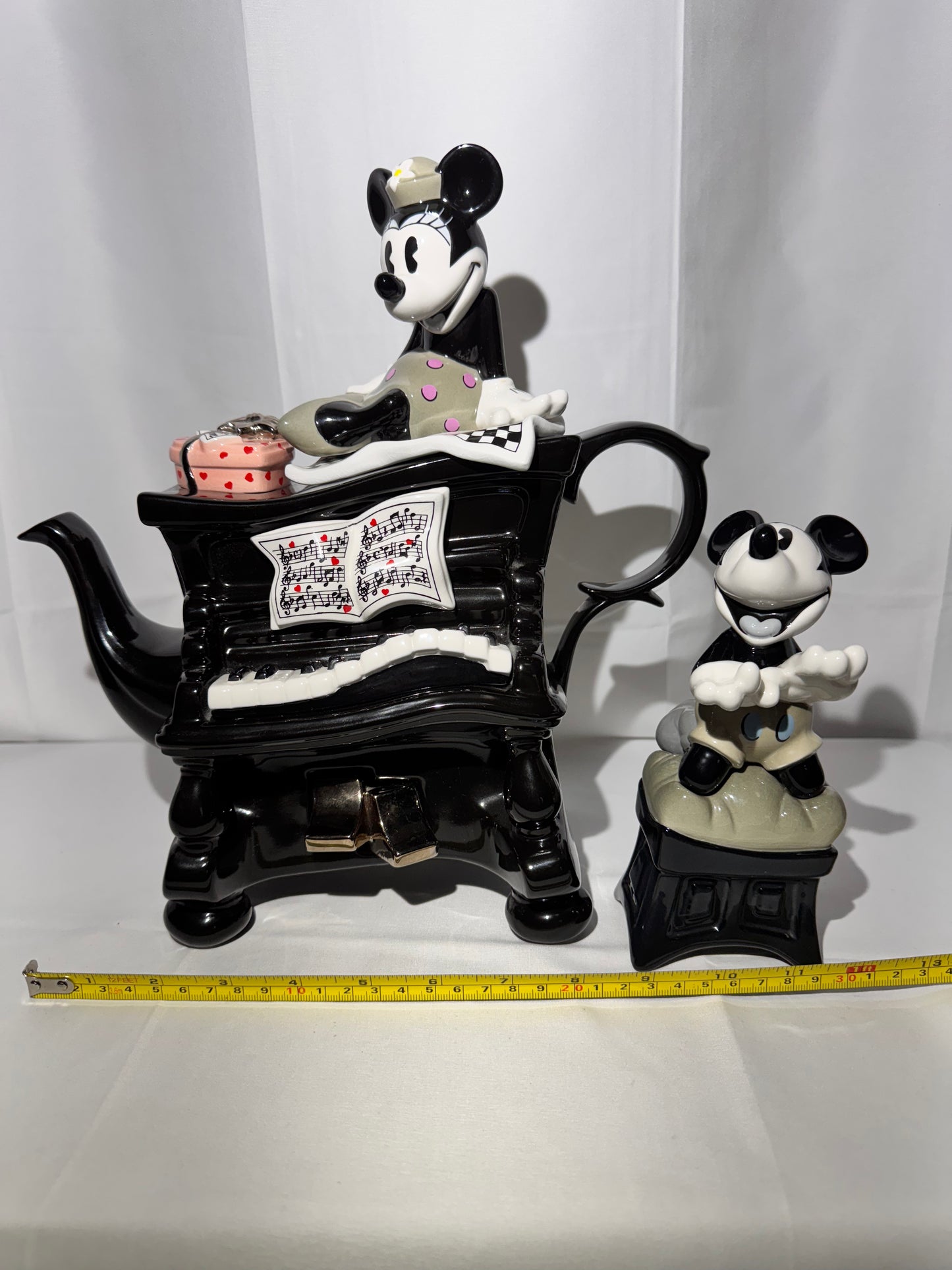 Mickey and Minnie Mouse- Large Piano - Teapot - Disney showcase collection by Paul Cardew - limited edition- #3449/5000