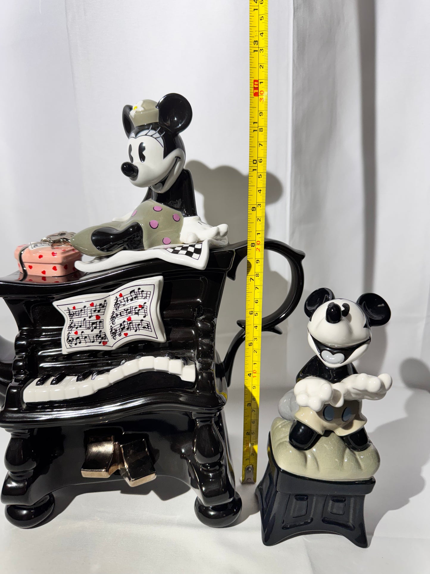 Mickey and Minnie Mouse- Large Piano - Teapot - Disney showcase collection by Paul Cardew - limited edition- #3449/5000