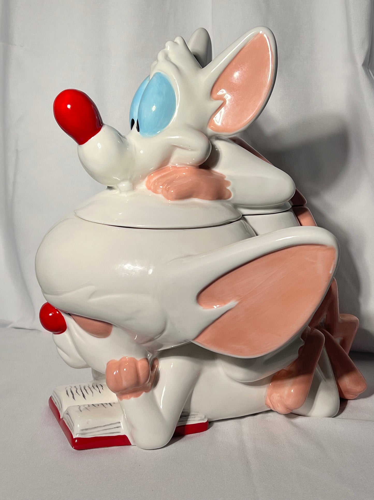 Pinky and the Brain - 12 1/2” Cookie Jar - Warner Brothers- 1998