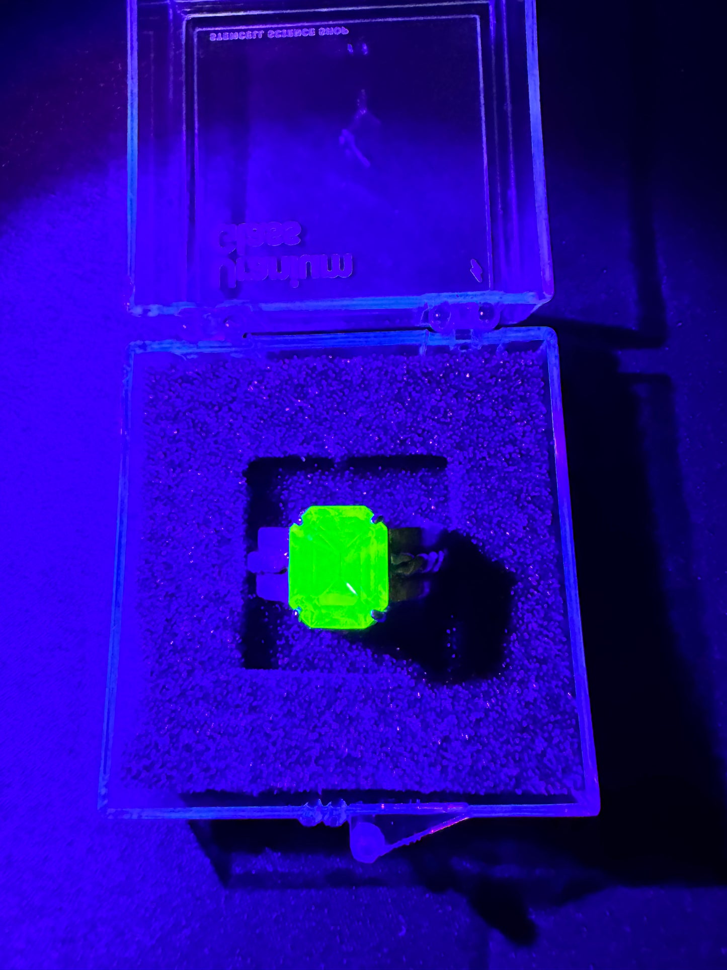 Uranium- Ring - size 9.5 - .925 Sterling Silver- Green Gemstone-