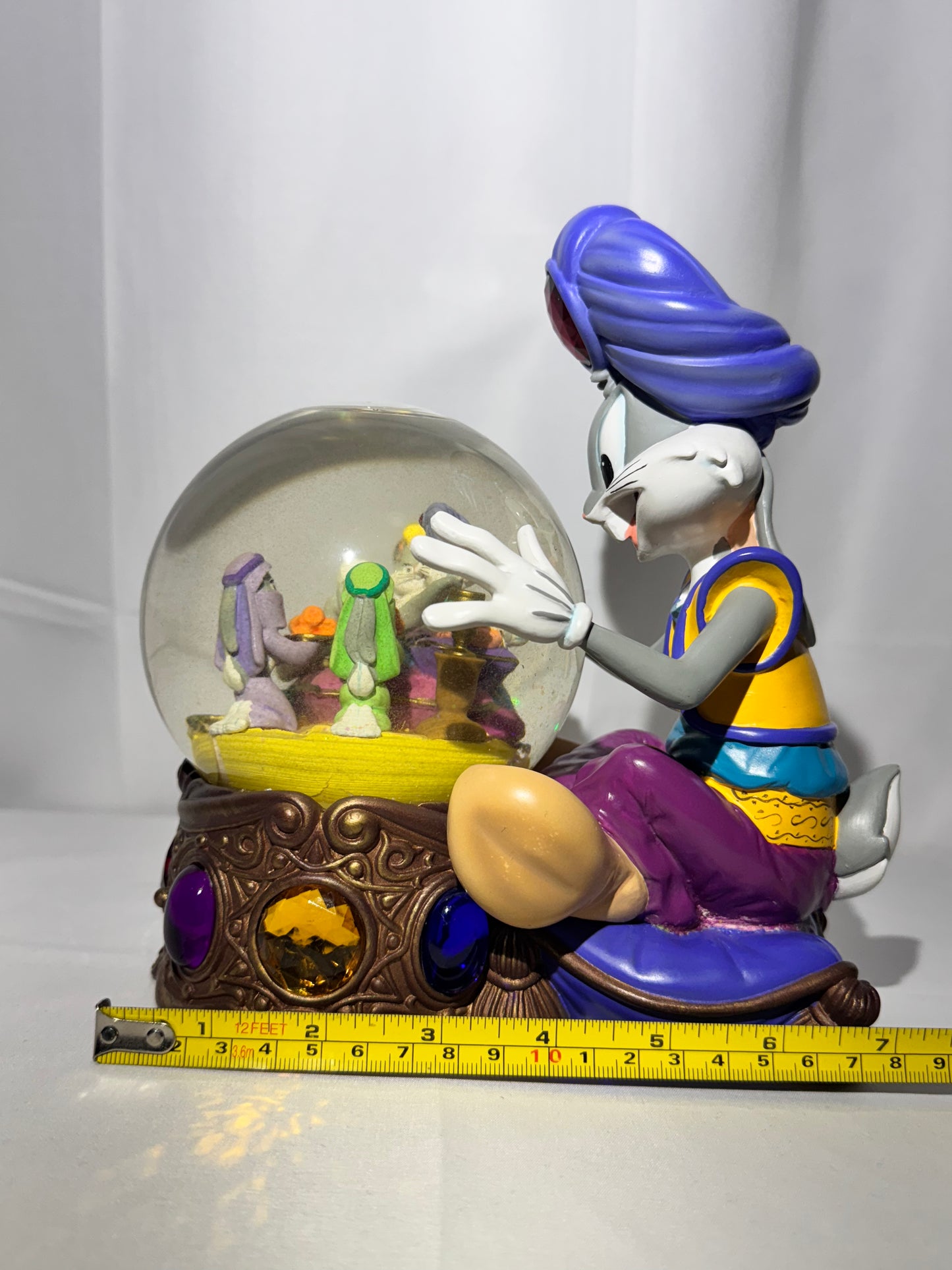 Bugs Bunny - Snow Globe- “The Amazing Mystical Bugs- Warner Brothers- Looney Tunes - 1998- limited edition number 1223/2500