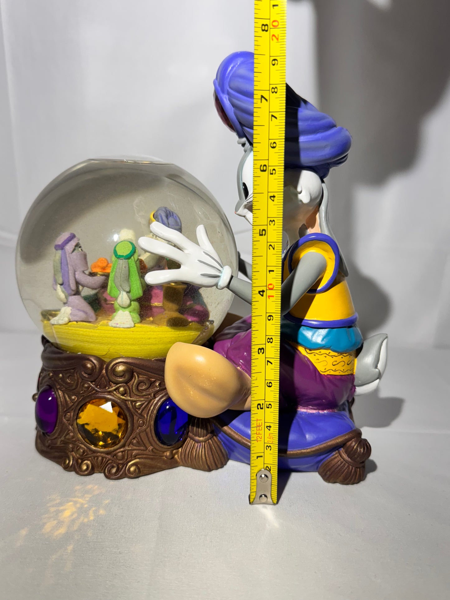 Bugs Bunny - Snow Globe- “The Amazing Mystical Bugs- Warner Brothers- Looney Tunes - 1998- limited edition number 1223/2500