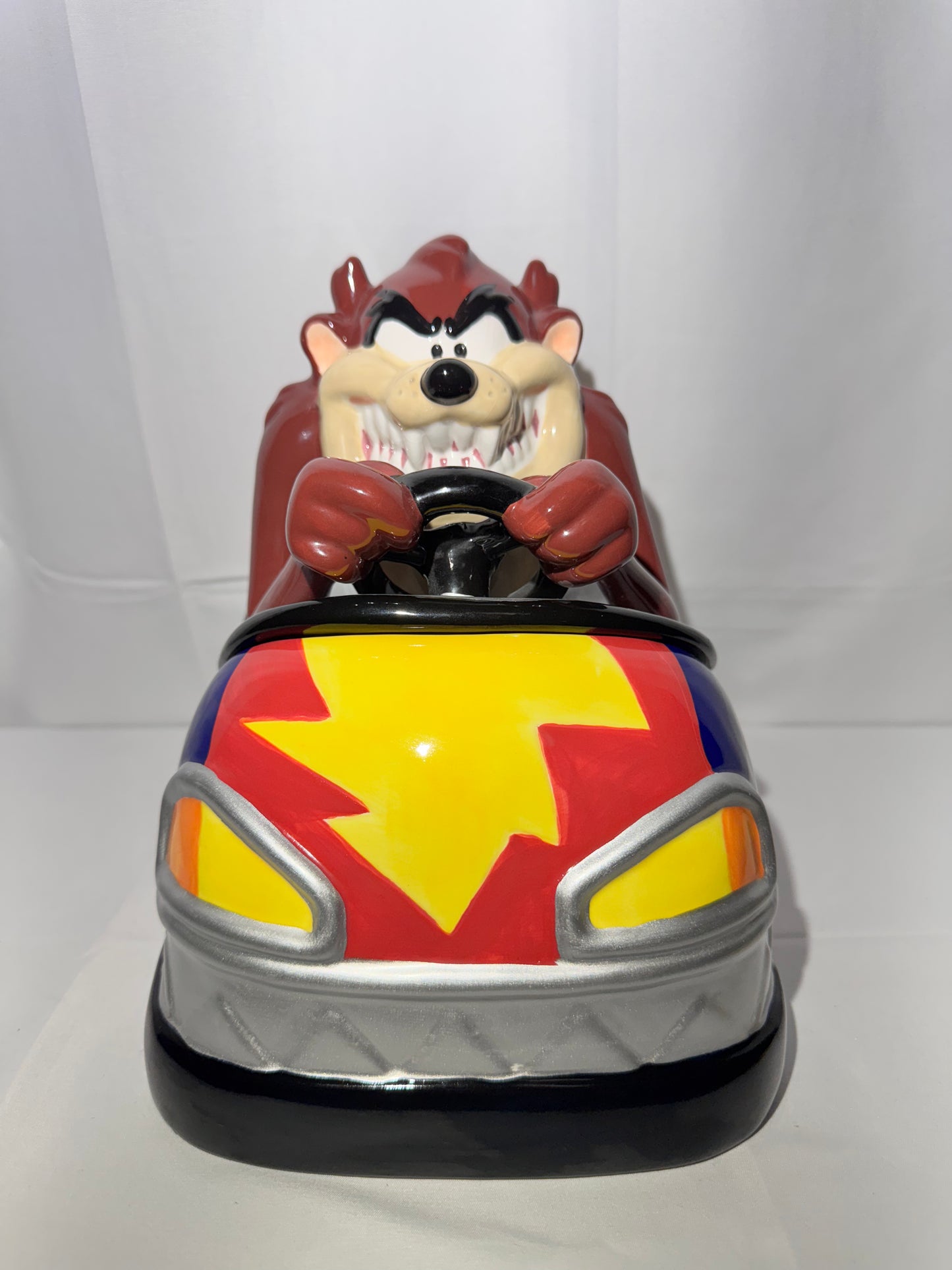 Taz Driving Bumper Car- Cookie Jar - avenue of the stars- Tropico Diffusion- Warner Brothers - Looney Tunes