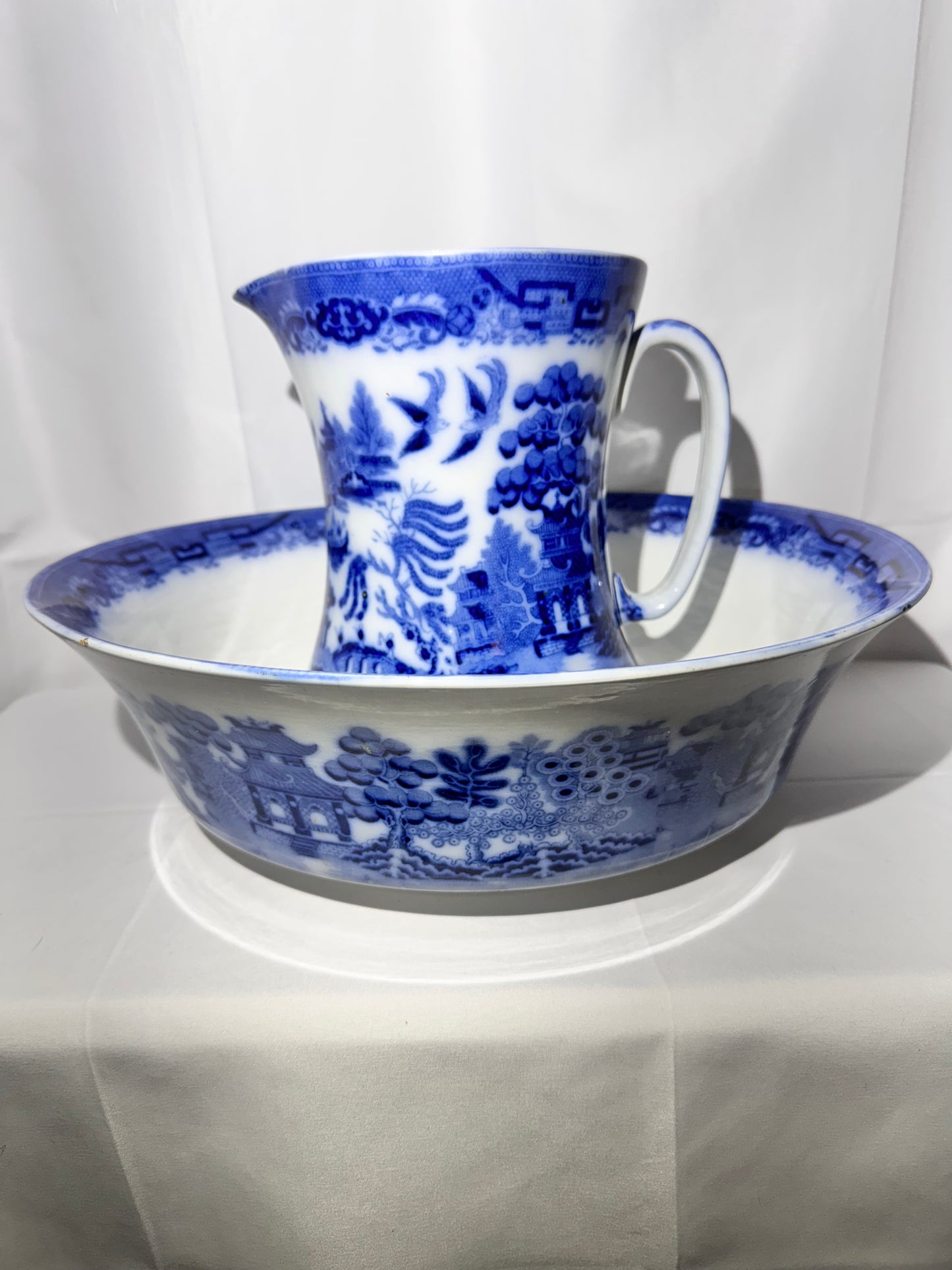 Blue Willow- Large bowl and Pitcher - Pottery