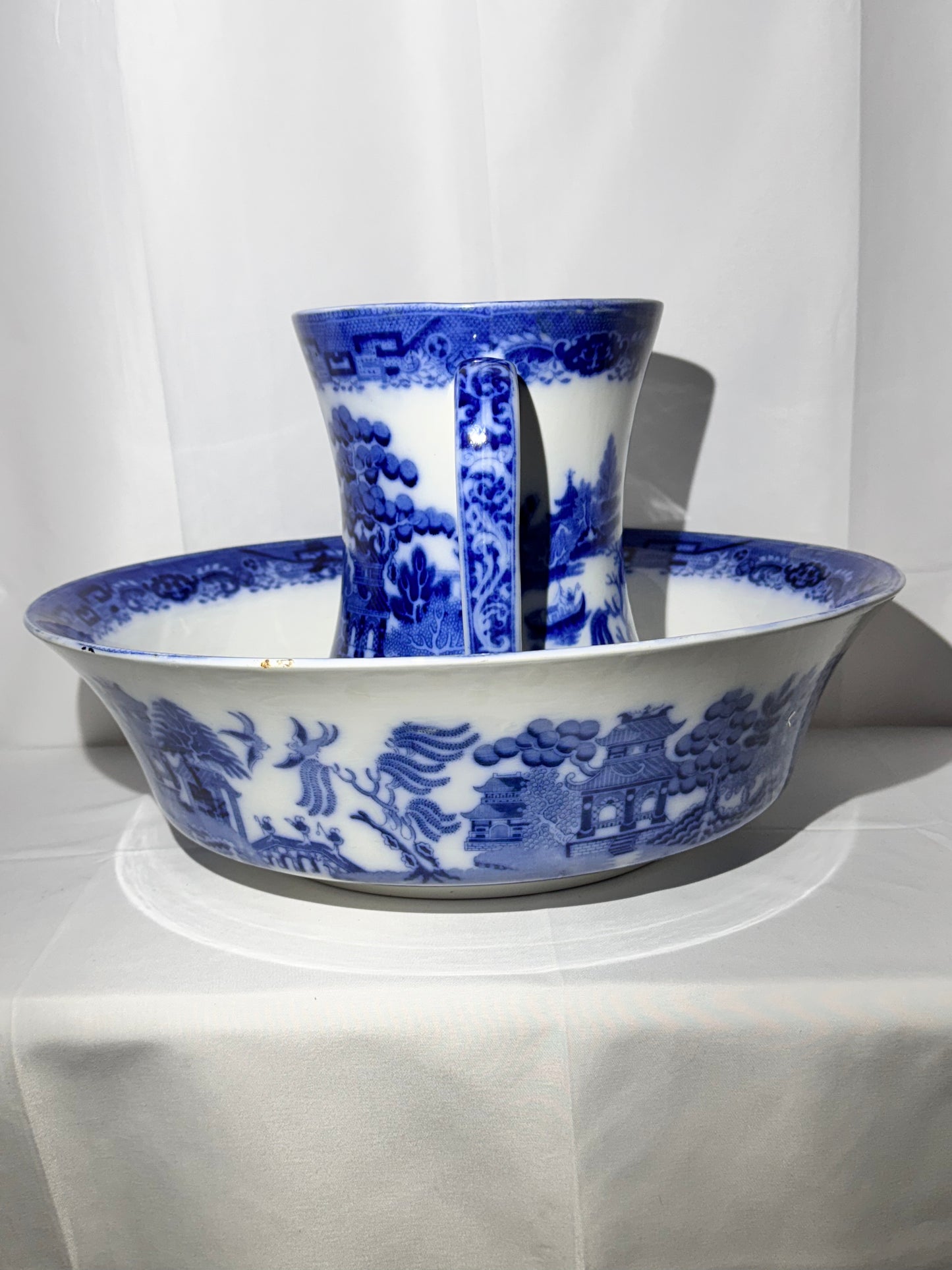Blue Willow- Large bowl and Pitcher - Pottery