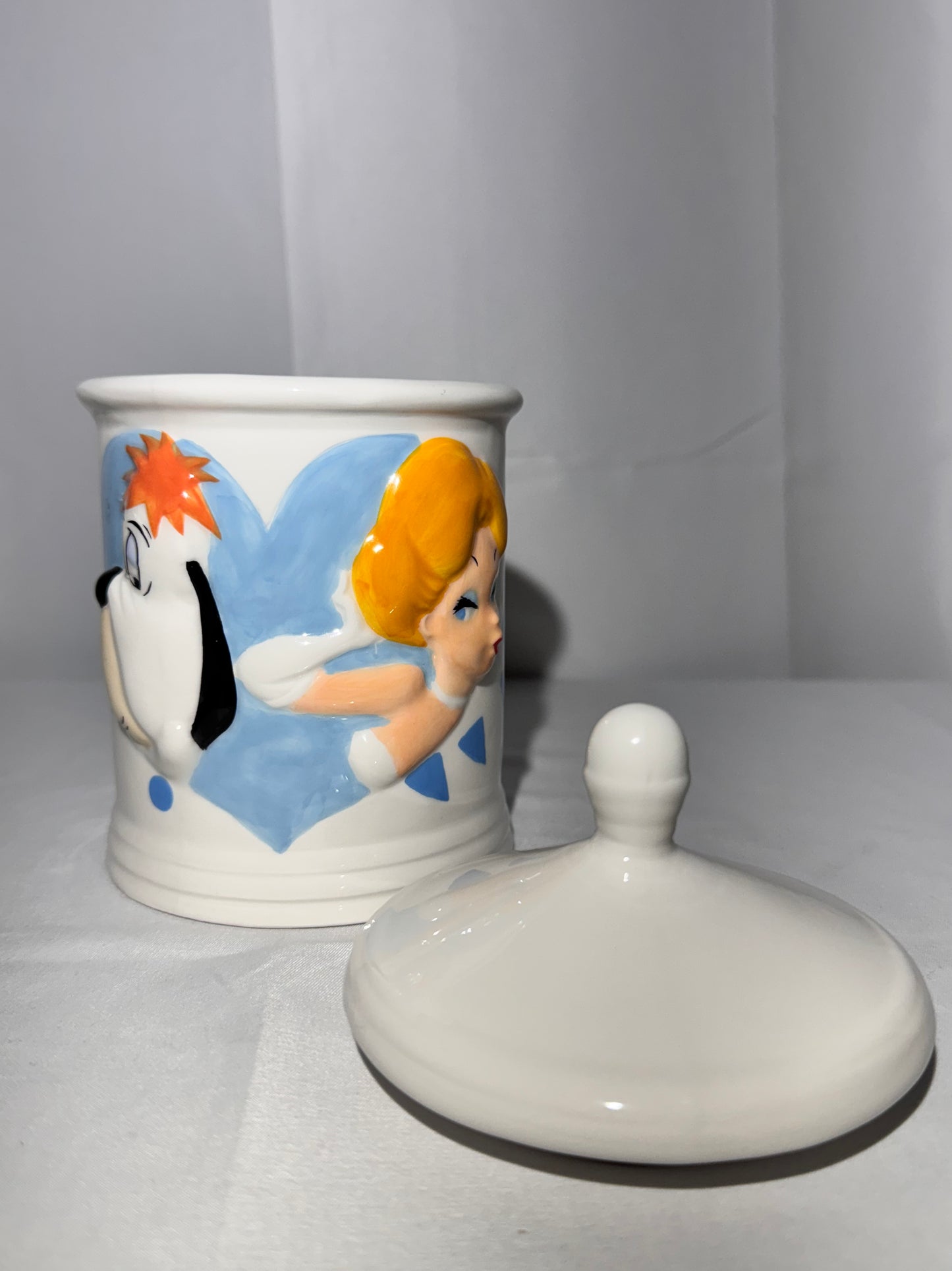 Droopy and The Girl Jar with lid - 1998 - Tropico Diffusion - Avenue of the Stars-Tex Avery - MGM