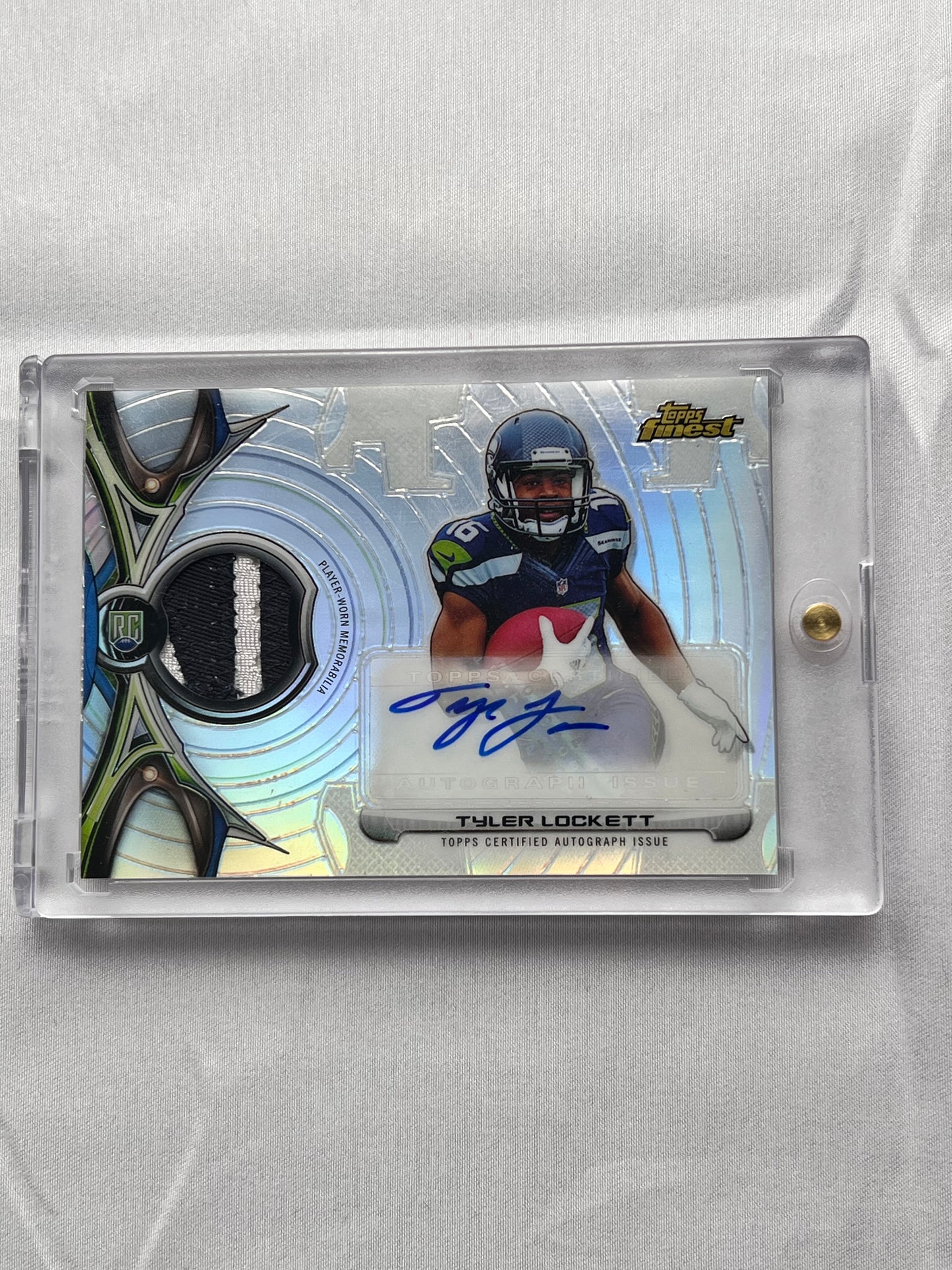Football Card - Tyler Lockett - 2015 Topps Finest- Rookie Refractor - autographed patch - RRAP -TL - Seahawks