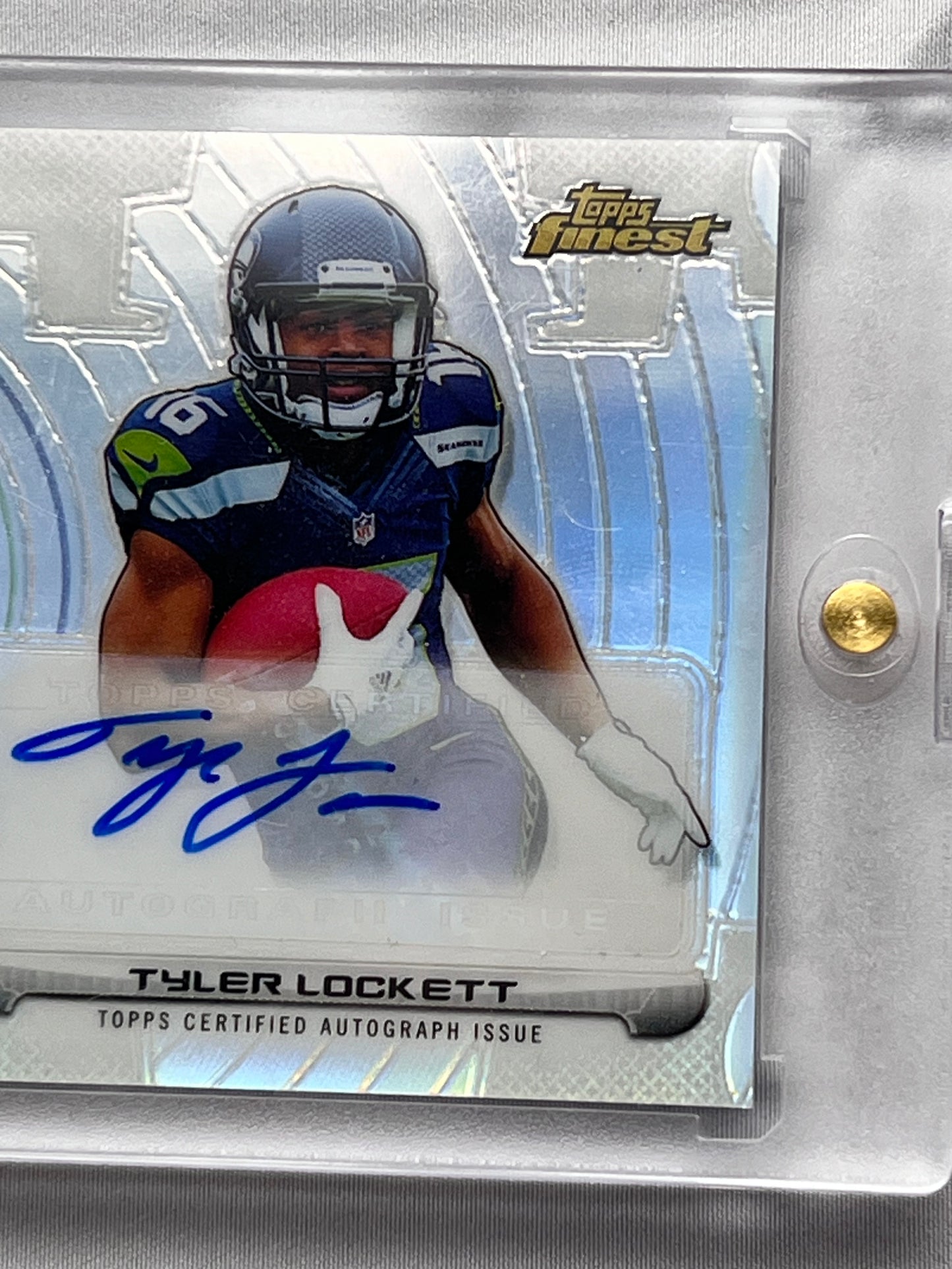 Football Card - Tyler Lockett - 2015 Topps Finest- Rookie Refractor - autographed patch - RRAP -TL - Seahawks