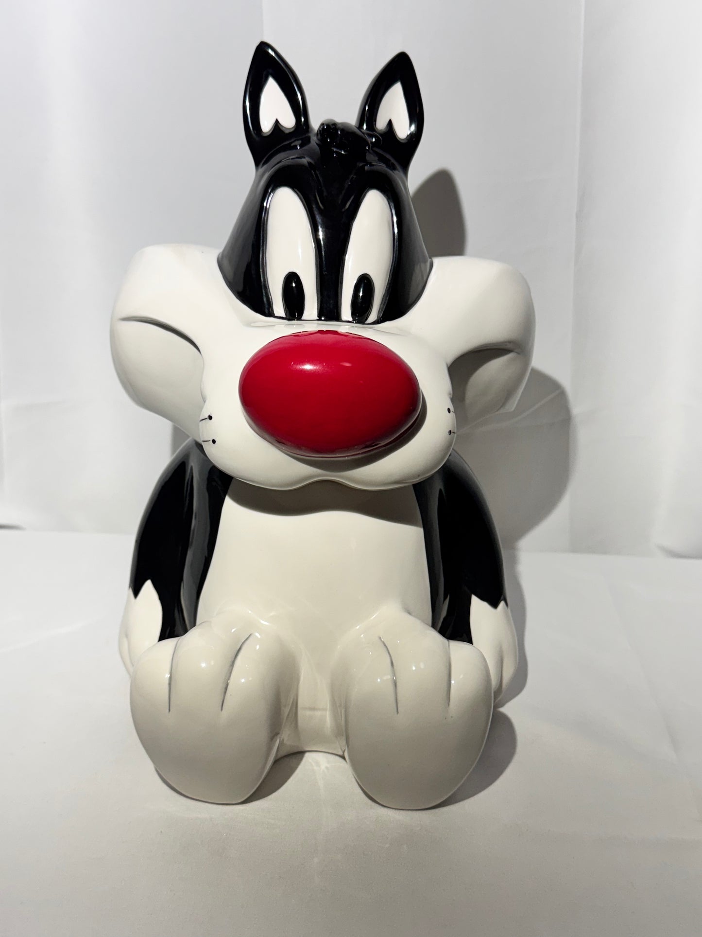 Sylvester -canister-Warner Brothers-Looney Tunes-1995