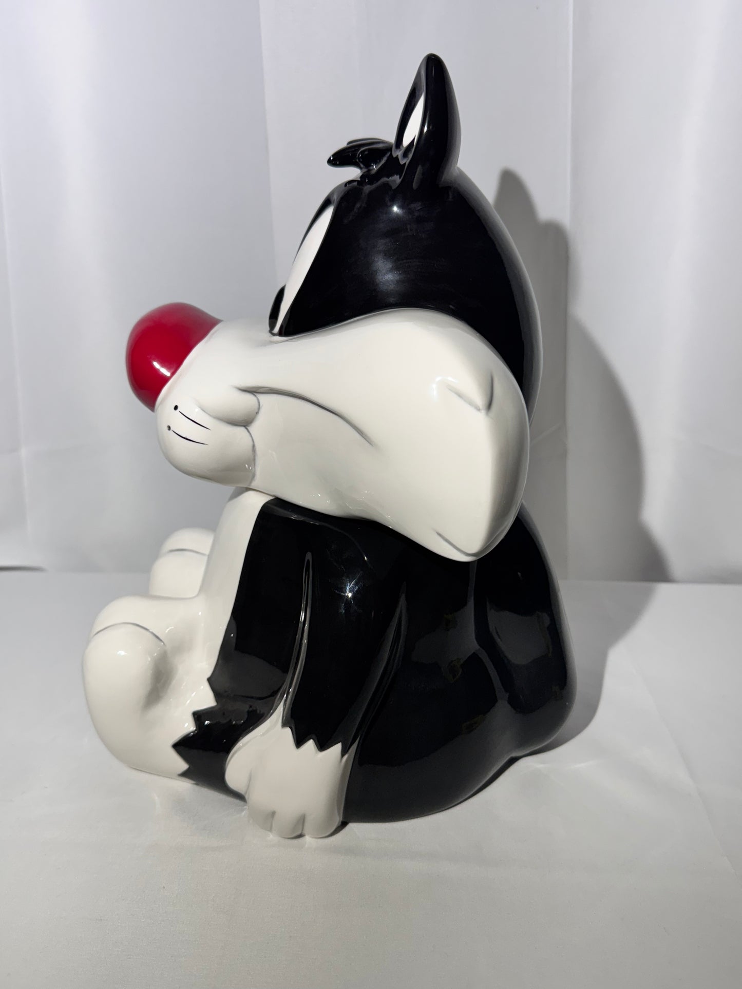 Sylvester -canister-Warner Brothers-Looney Tunes-1995
