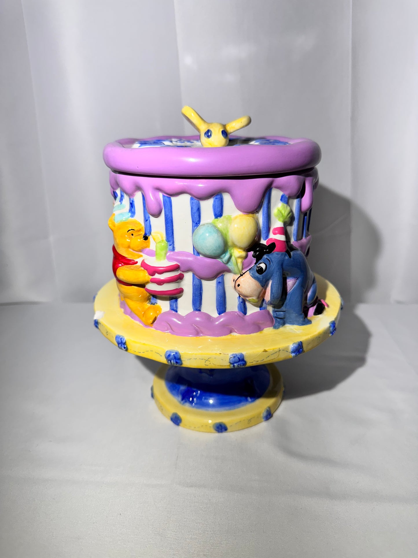 Winnie the Pooh and Friends- Cookie Jar - Happy Birthday- Disney