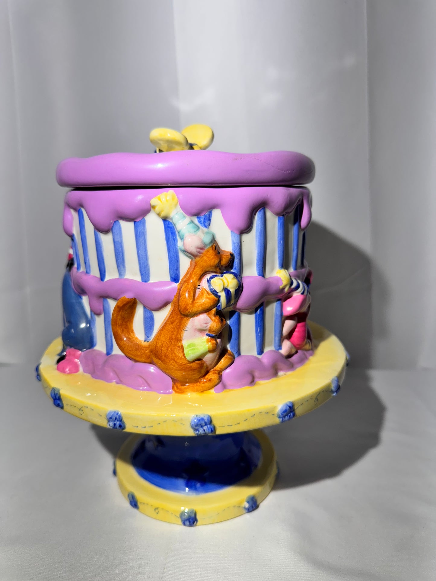 Winnie the Pooh and Friends- Cookie Jar - Happy Birthday- Disney
