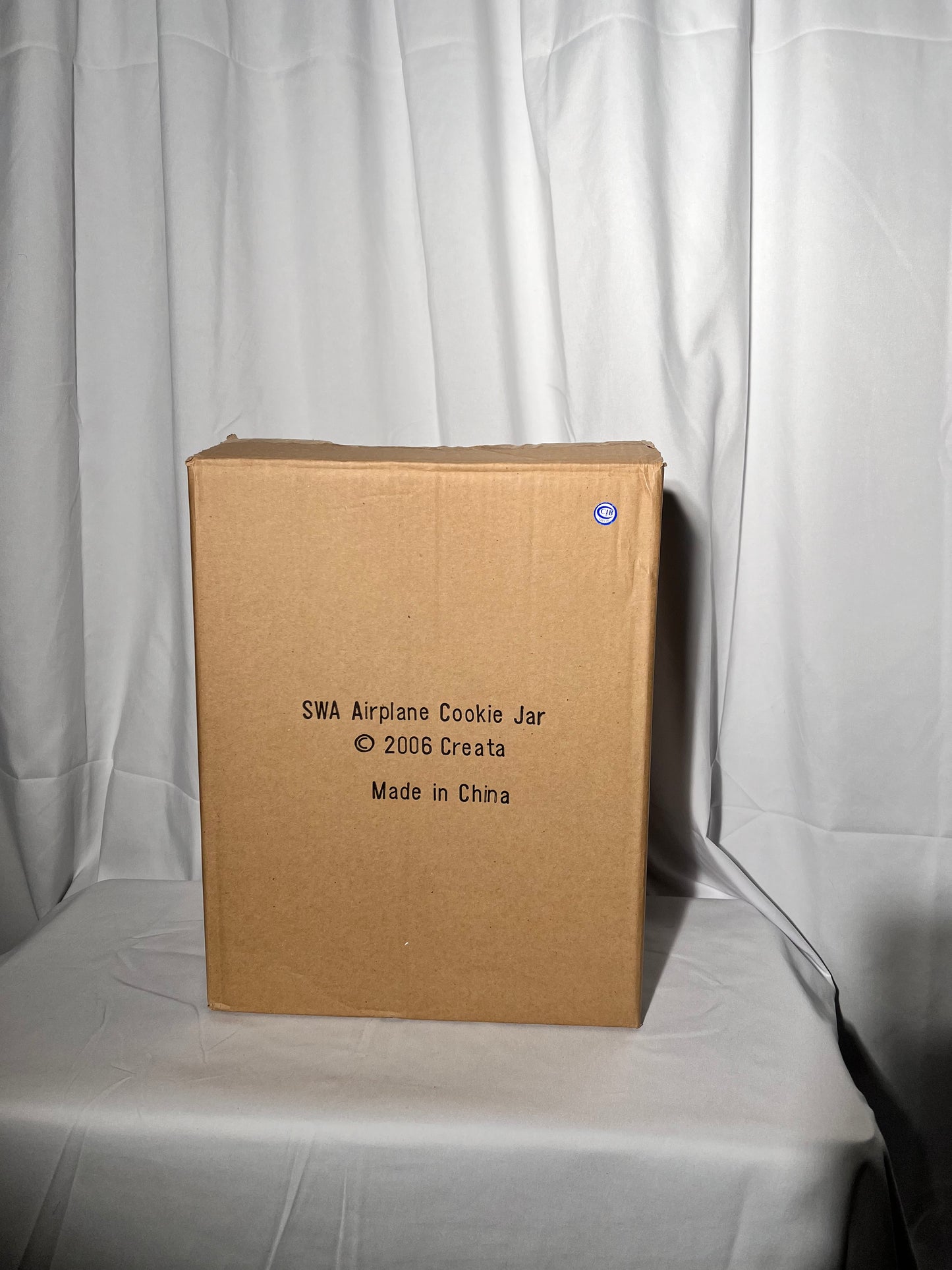 Southwest Airlines Airplane- 7 1/2” cookie jar - 2006 Creata- Blue red and yellow