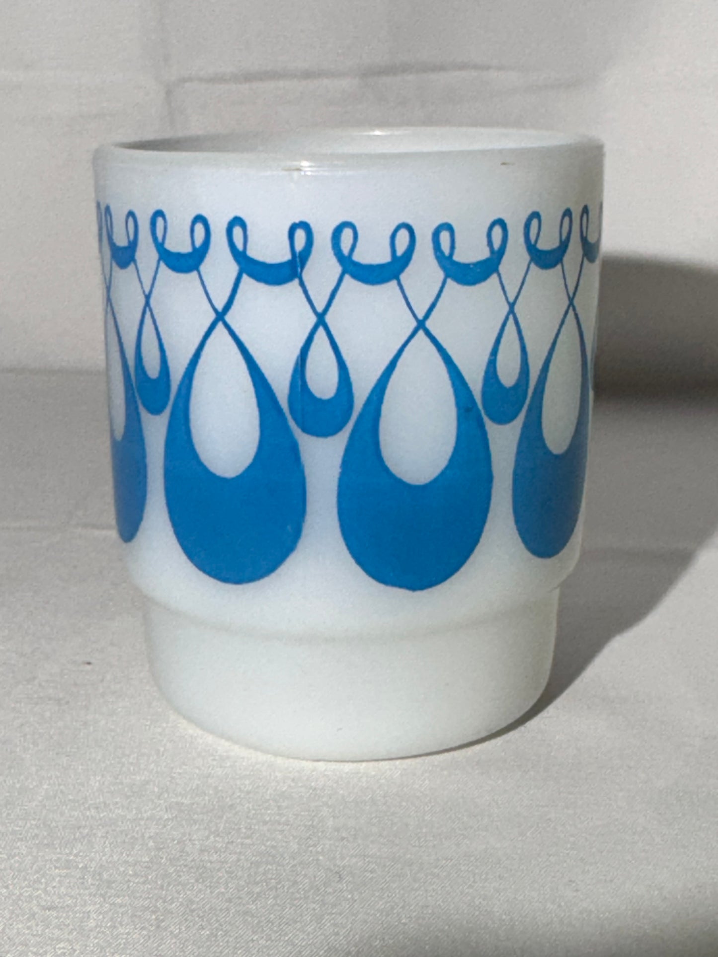 MCM - Anchor Hocking - Mug - Blue Loop - 42- ovenproof- made in USA