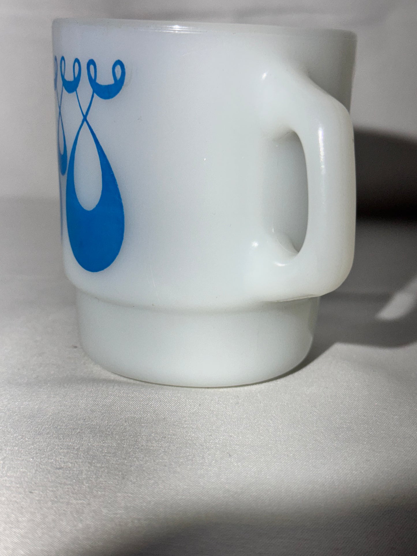MCM - Anchor Hocking - Mug - Blue Loop - 42- ovenproof- made in USA