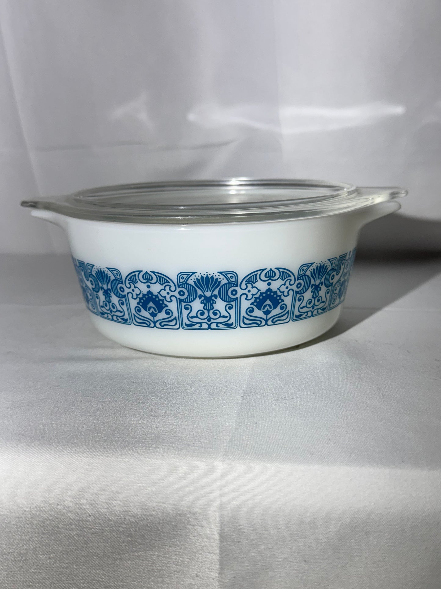 PYREX- Horizon - casserole dish with lid - 472 1 1/2 qt