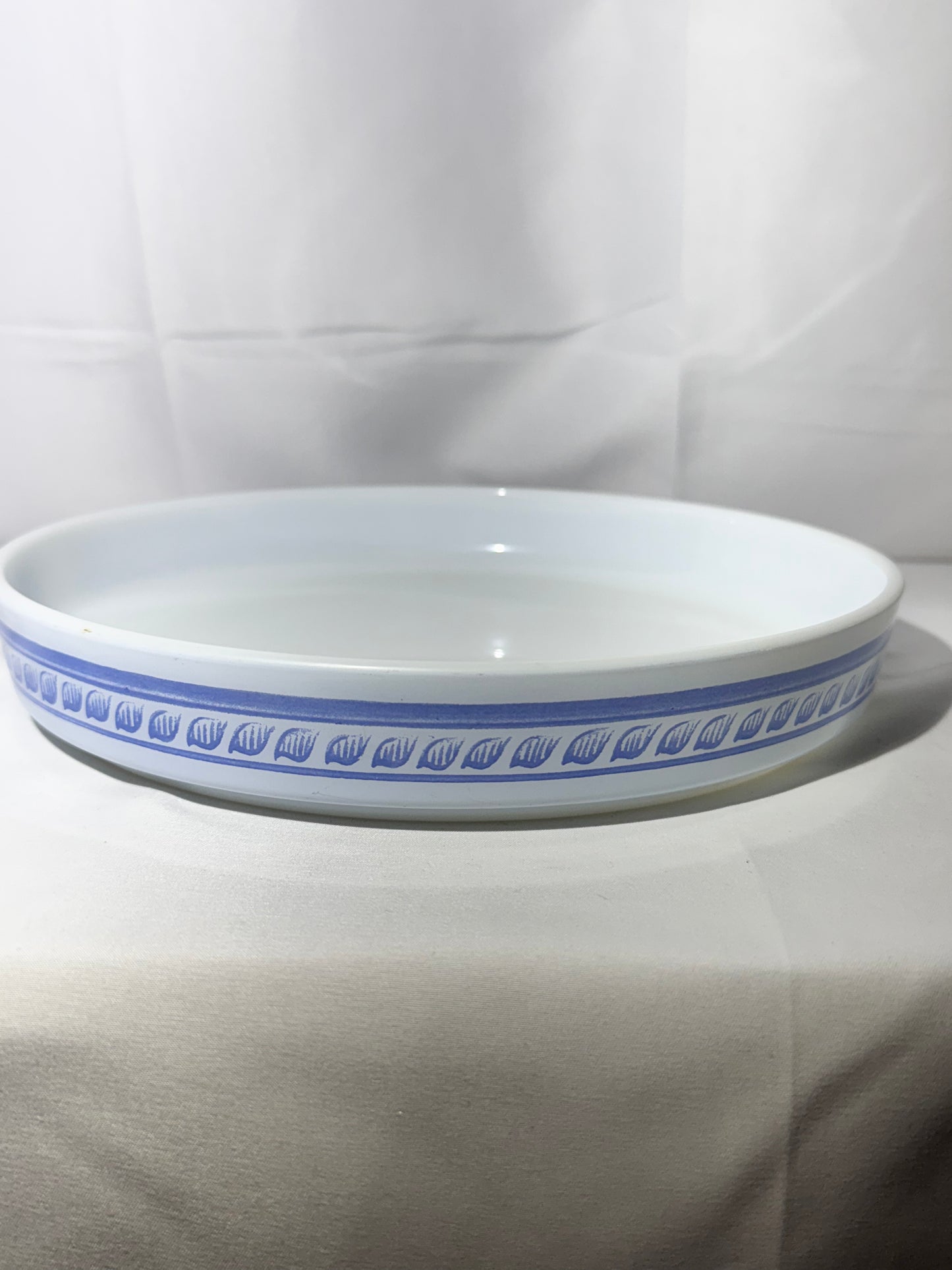 PYREX- Brittany Blue - 9 1/2” Round Quiche Tart Dish - 486-B - ovenware - made in USA