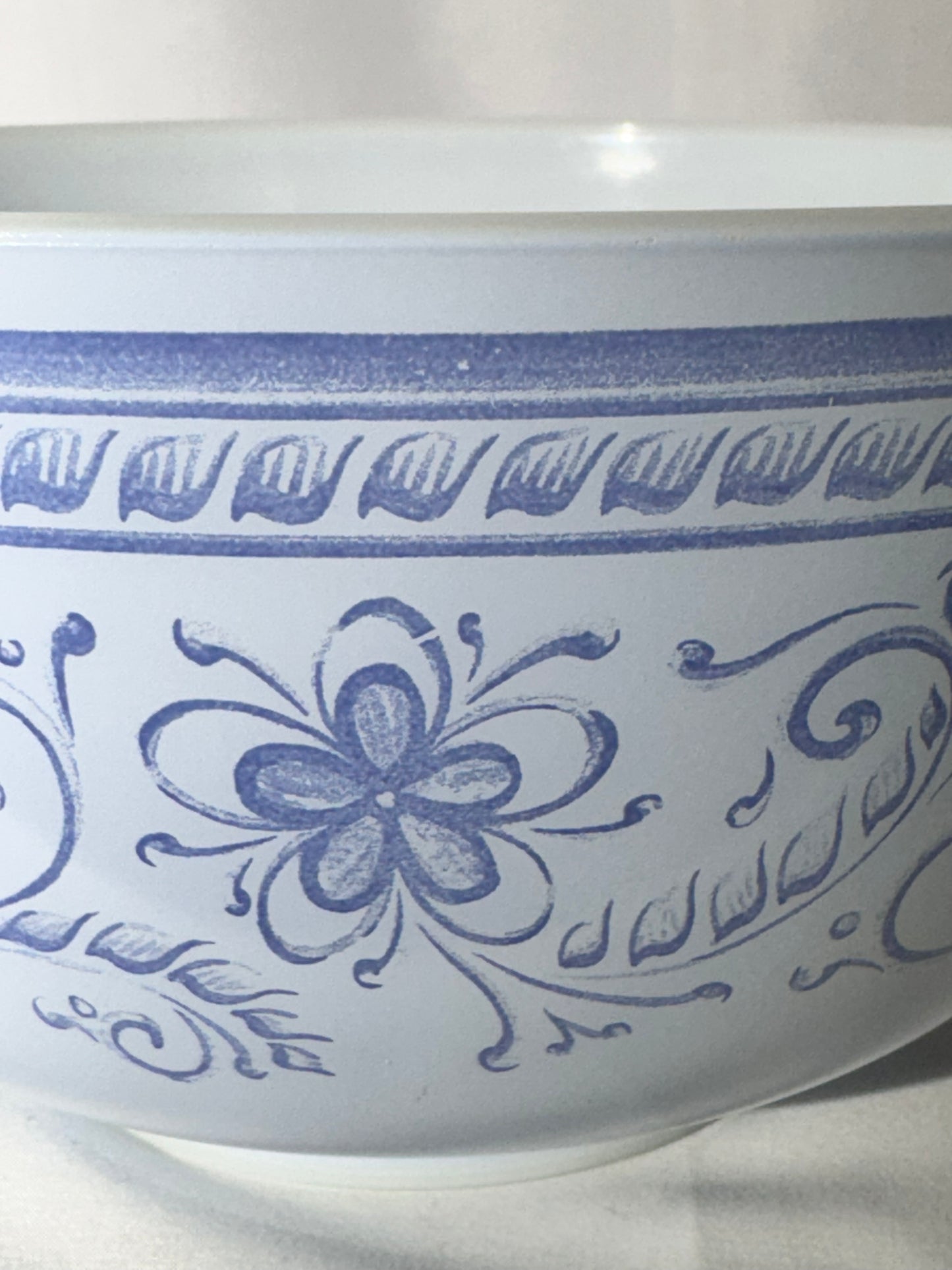 Pyrex- Brittany Blue - 3qt. Mixing Bowl - 478-B
