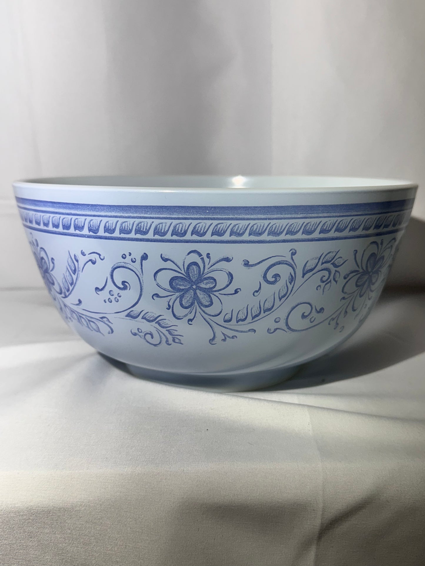 Pyrex- Brittany Blue - 3qt. Mixing Bowl - 478-B