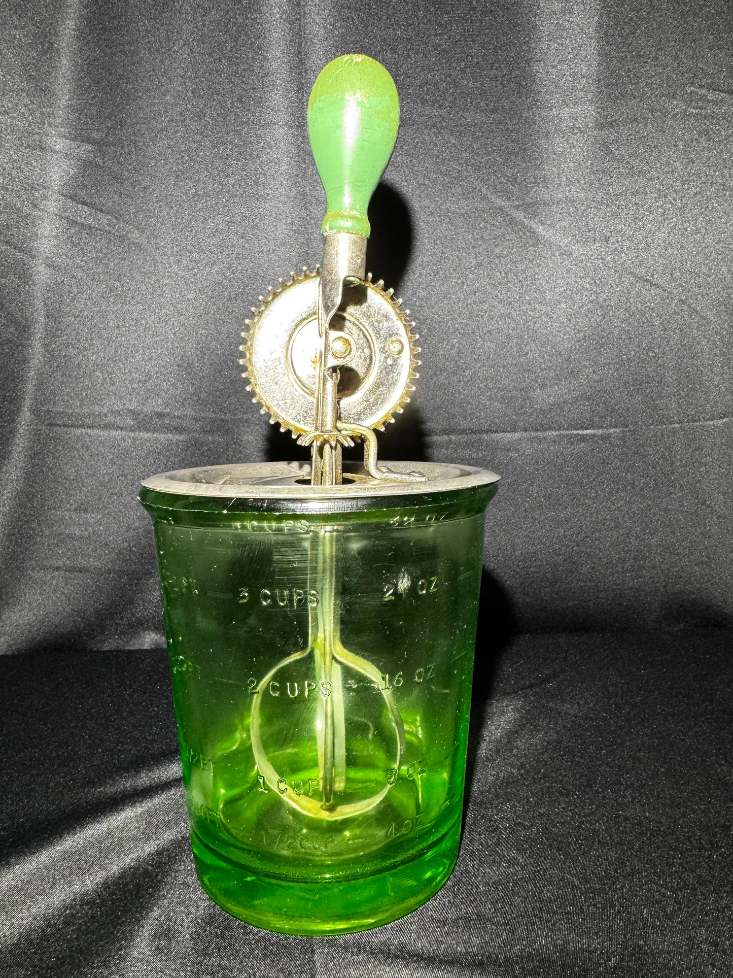 Vintage D&B Uranium Glass 4 Cup Measuring Cup A&J Hand Crank Mixer UV Glow Antique 11” Tall