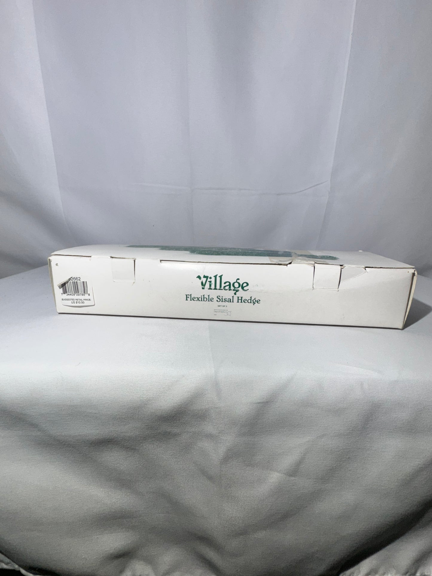 Department 56 Village Flexible Sisal Hedge – Set of 3 – Original Box (Box Repaired)