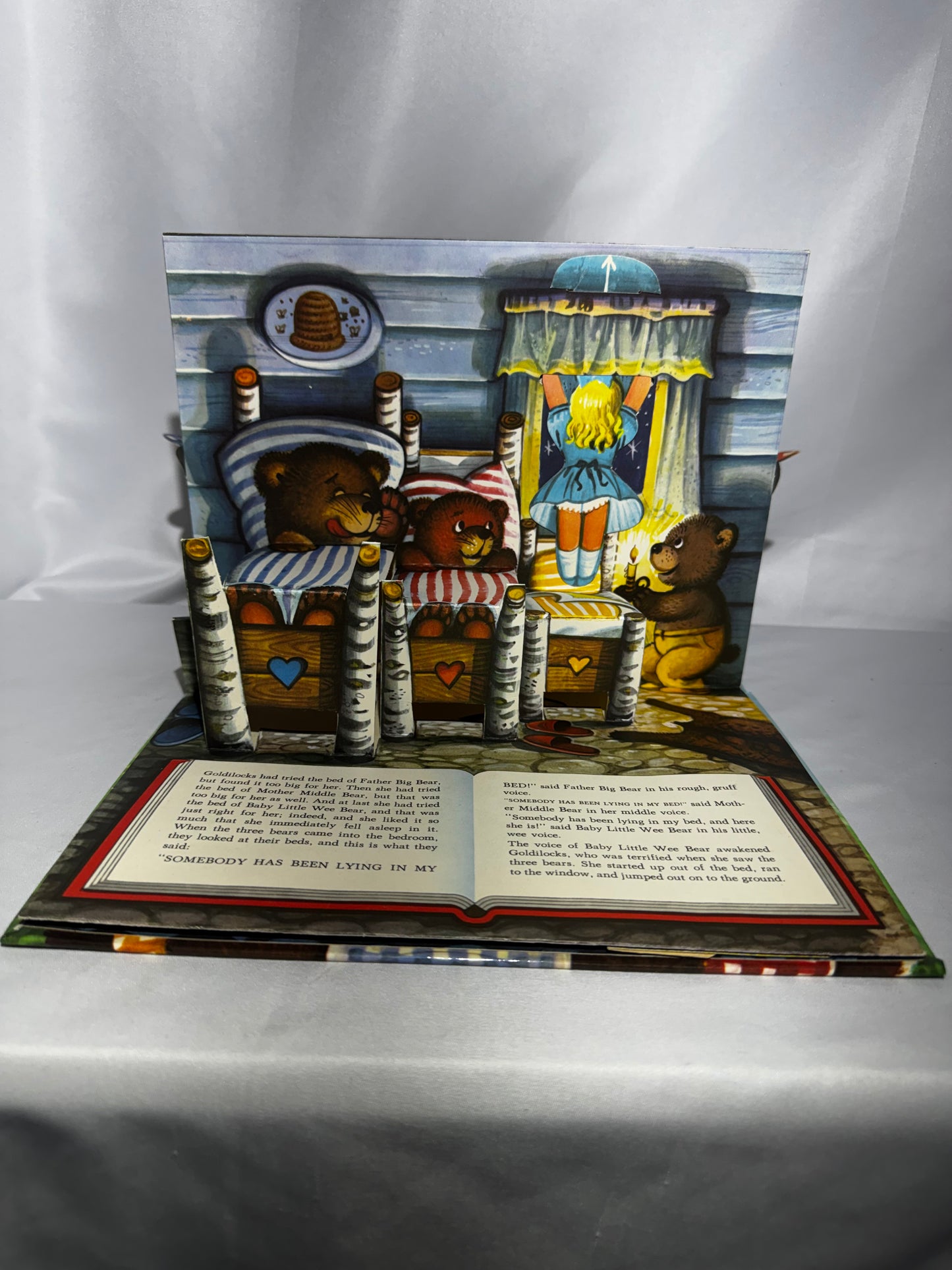 Vintage 1972–1974 Goldilocks and the Three Bears Vojtěch Kubašta Pop-Up Book Artia Prague “All Action Treasure Hour” Series