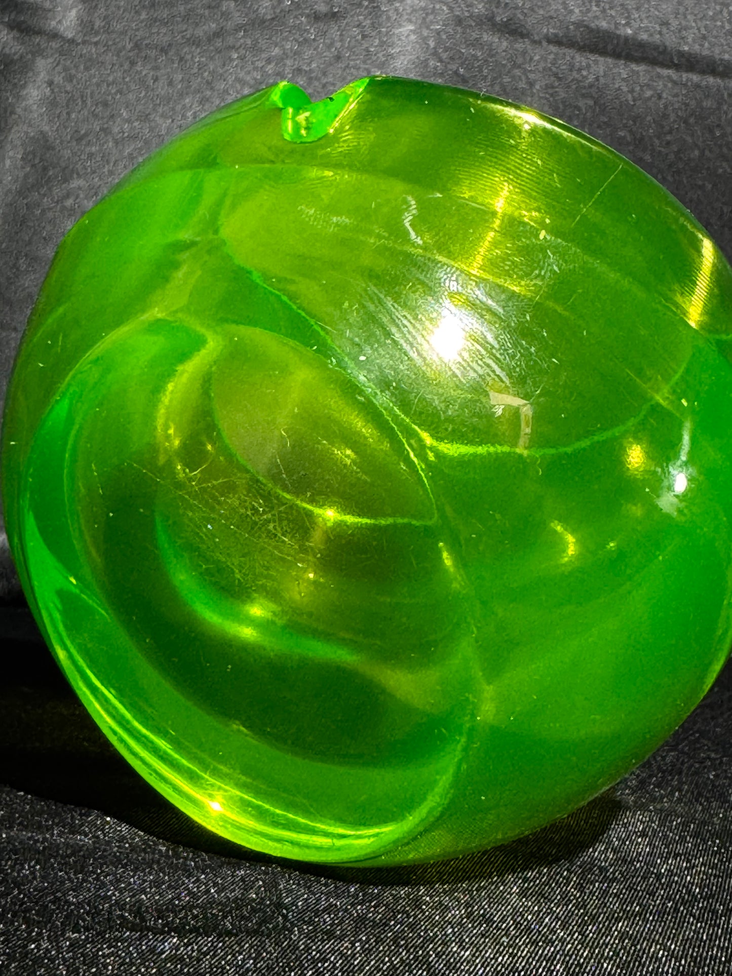Vintage Viking Uranium Glass Orb Ashtray UV Reactive Green MCM 3.5” Glow Glass￼