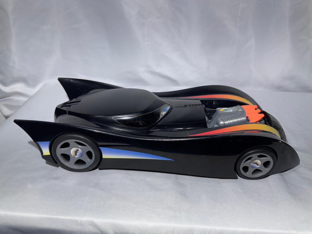 Vintage 1997 Kenner The New Batman Adventures Batmobile – Original Box