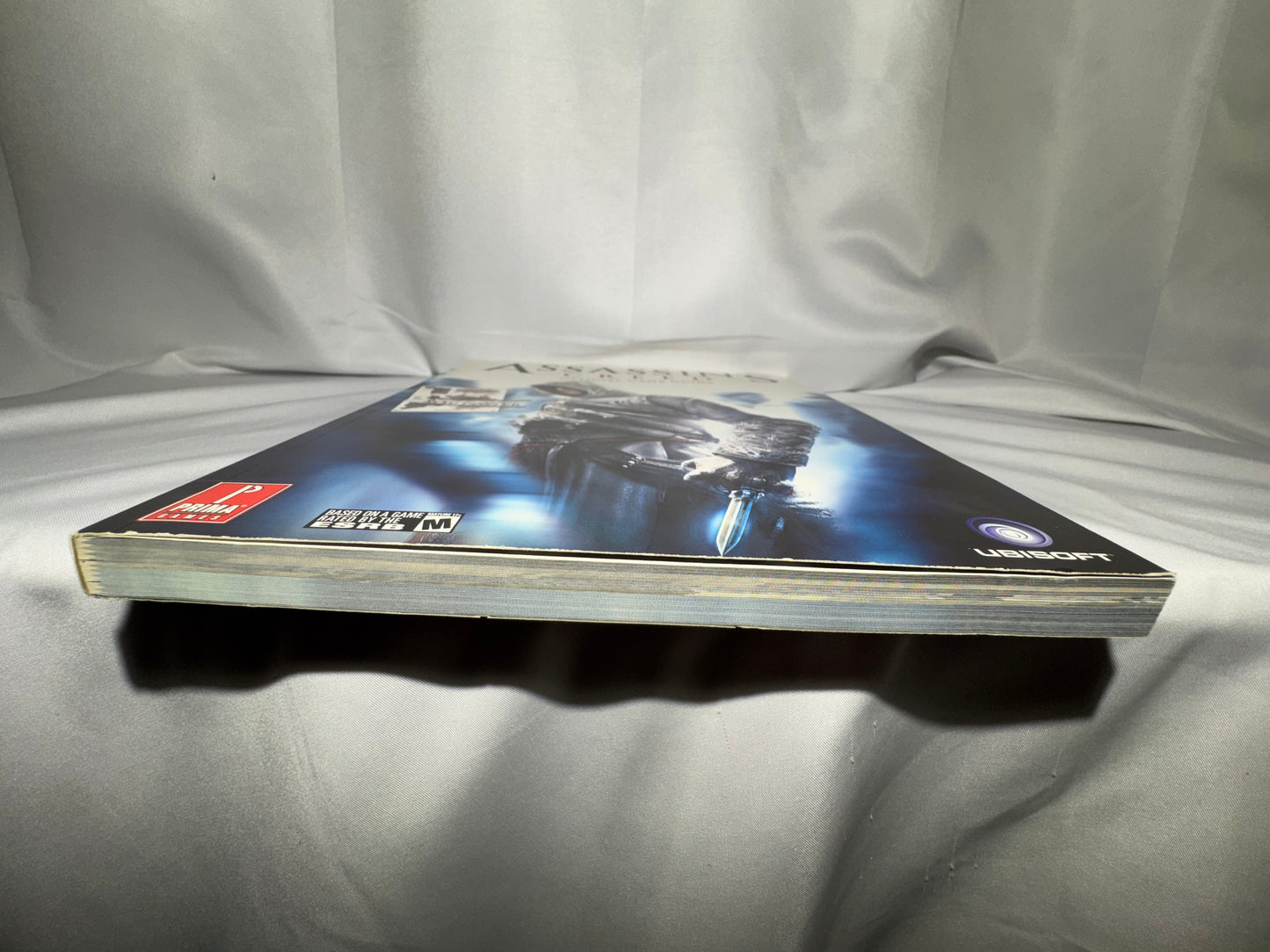 Assassin’s Creed Official Game Guide Prima Games 2007 w/ Pullout Map Poster