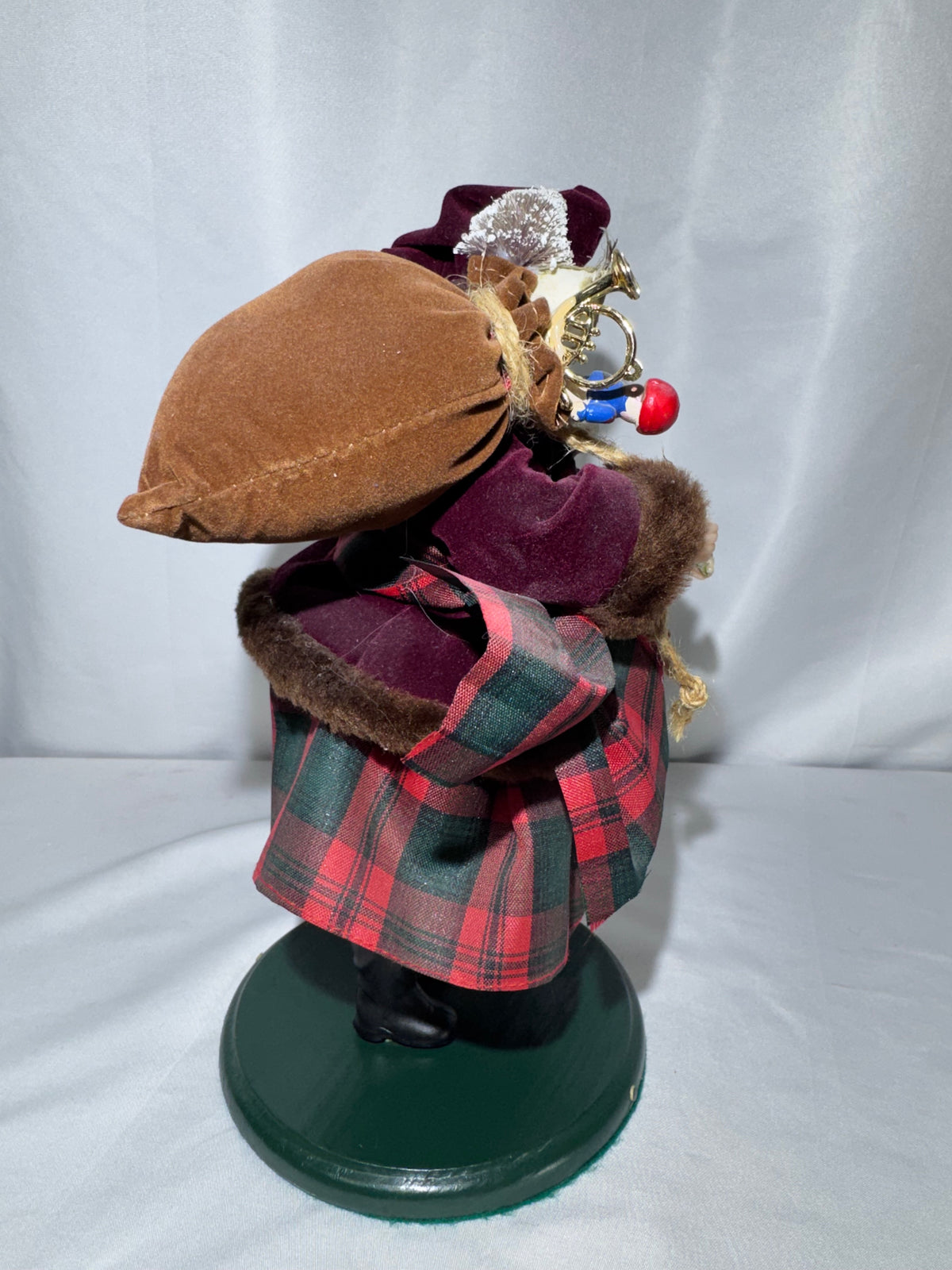 Vintage House of Lloyd Christmas Around the World Santa MacGregor Scottish Santa Figurine – 1990s